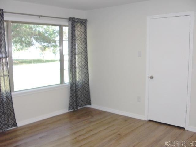 610 6th Ave Property Photo 5