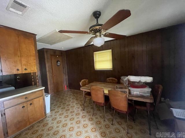 1902 S Spring Street Property Photo 4