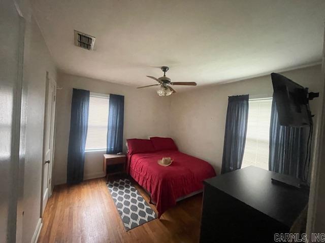 1902 S Spring Street Property Photo 10