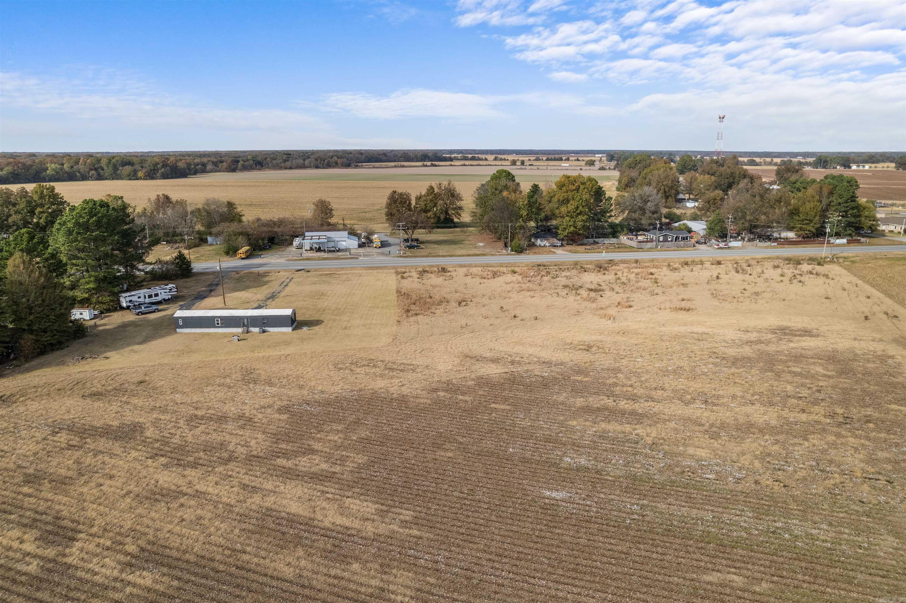 1413 Us Hwy 70 Property Photo 6
