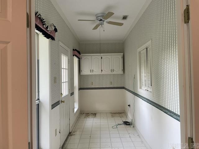 501 N Division Street Property Photo 23