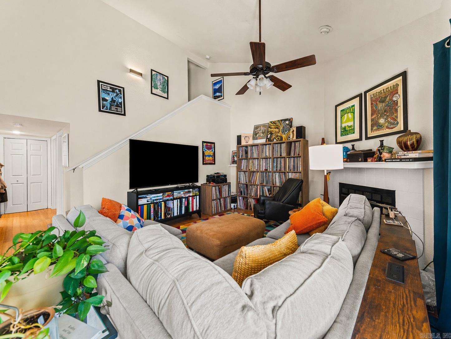 17 Huntleigh Drive Property Photo 1