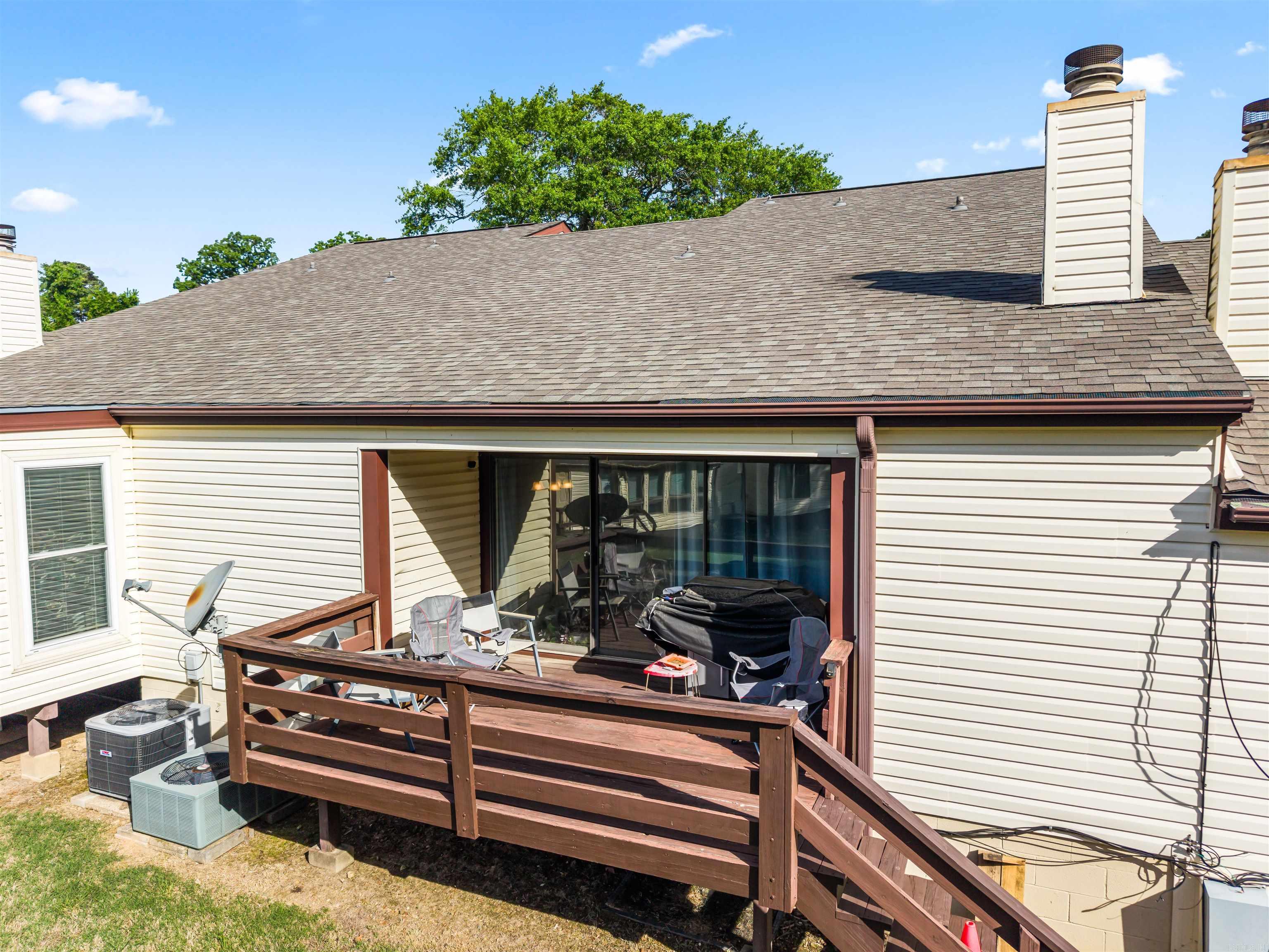 17 Huntleigh Drive Property Photo 24