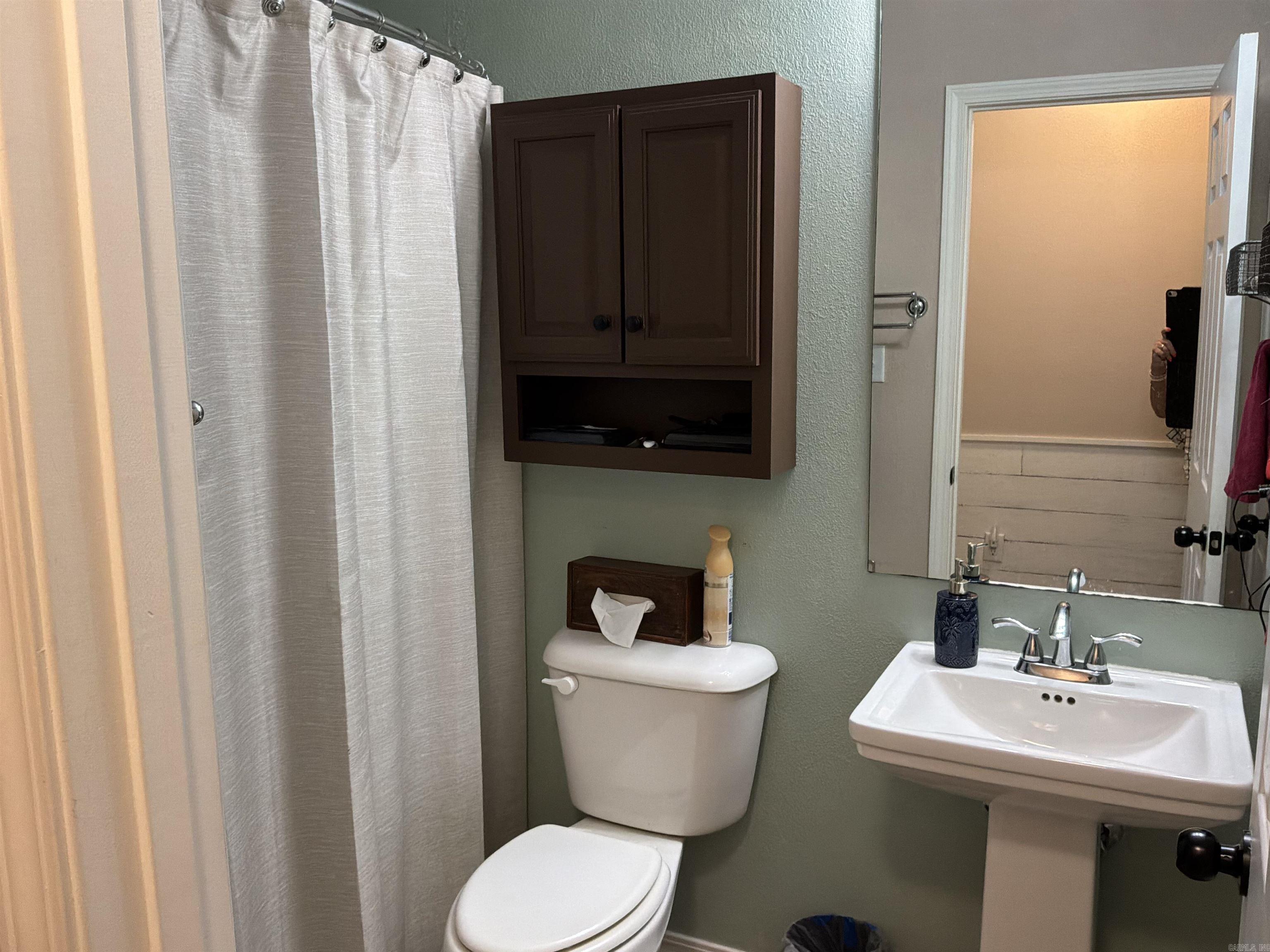 219 Hempstead 345 Property Photo 14