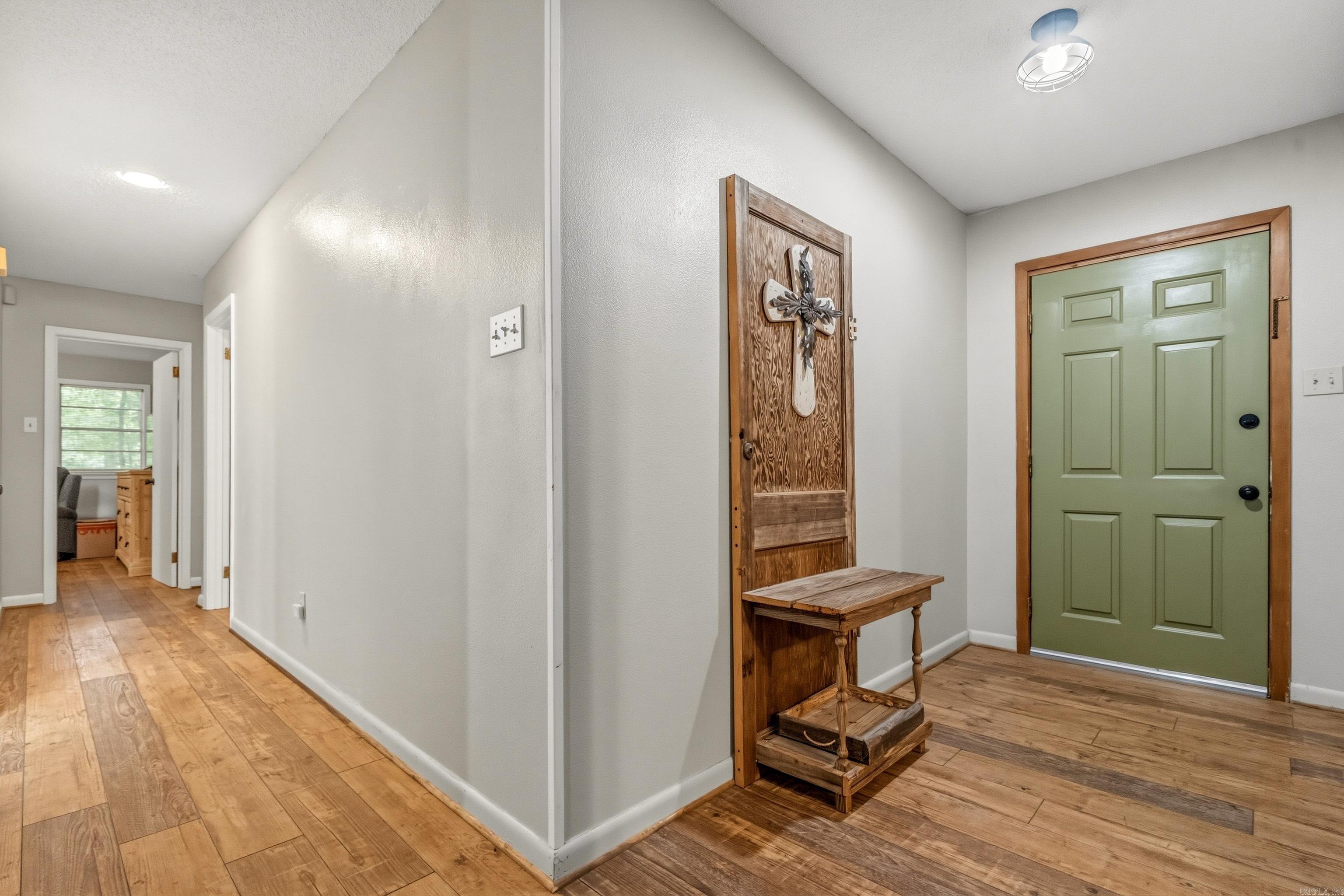 2091 Elaine Circle Property Photo 12