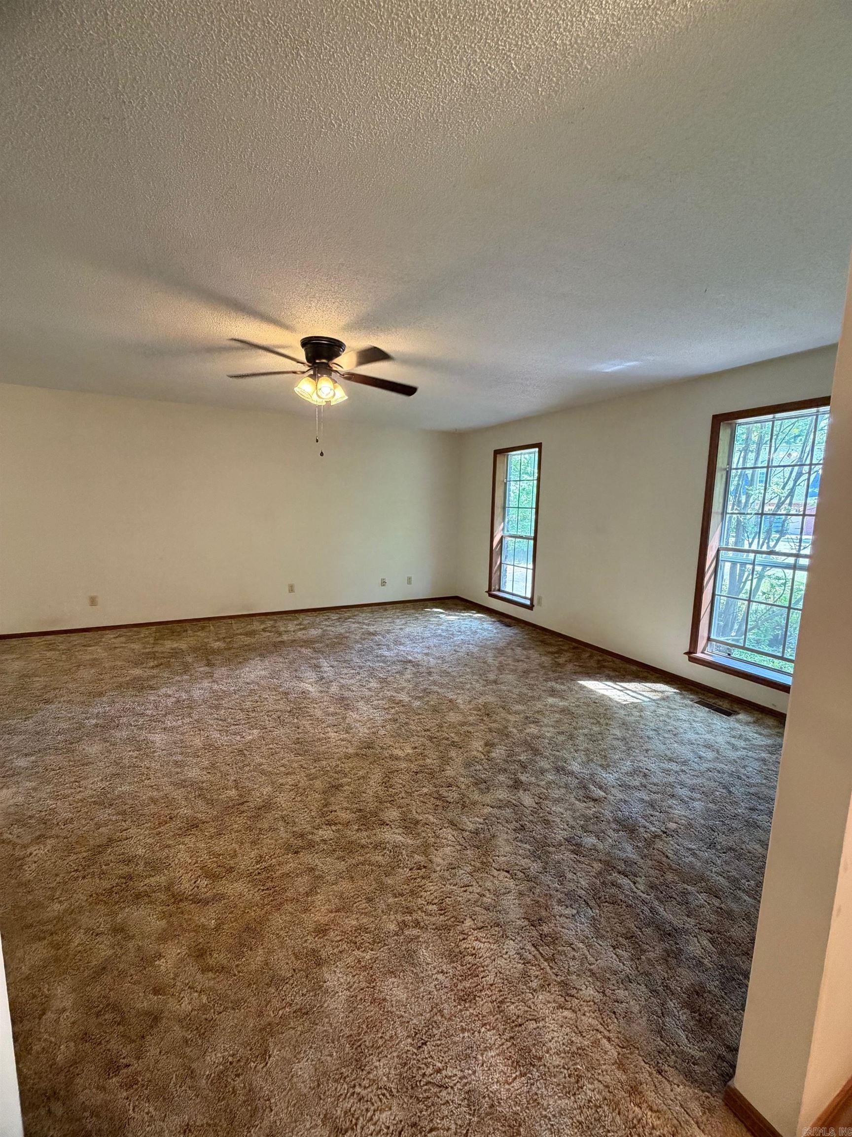 9 King Drive Property Photo 8