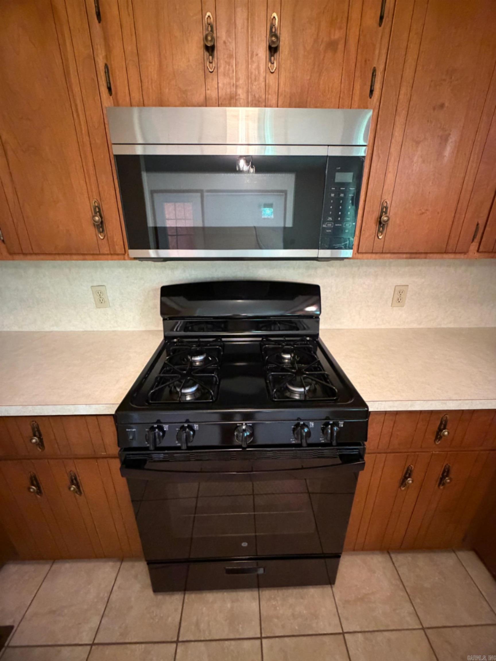 9 King Drive Property Photo 14