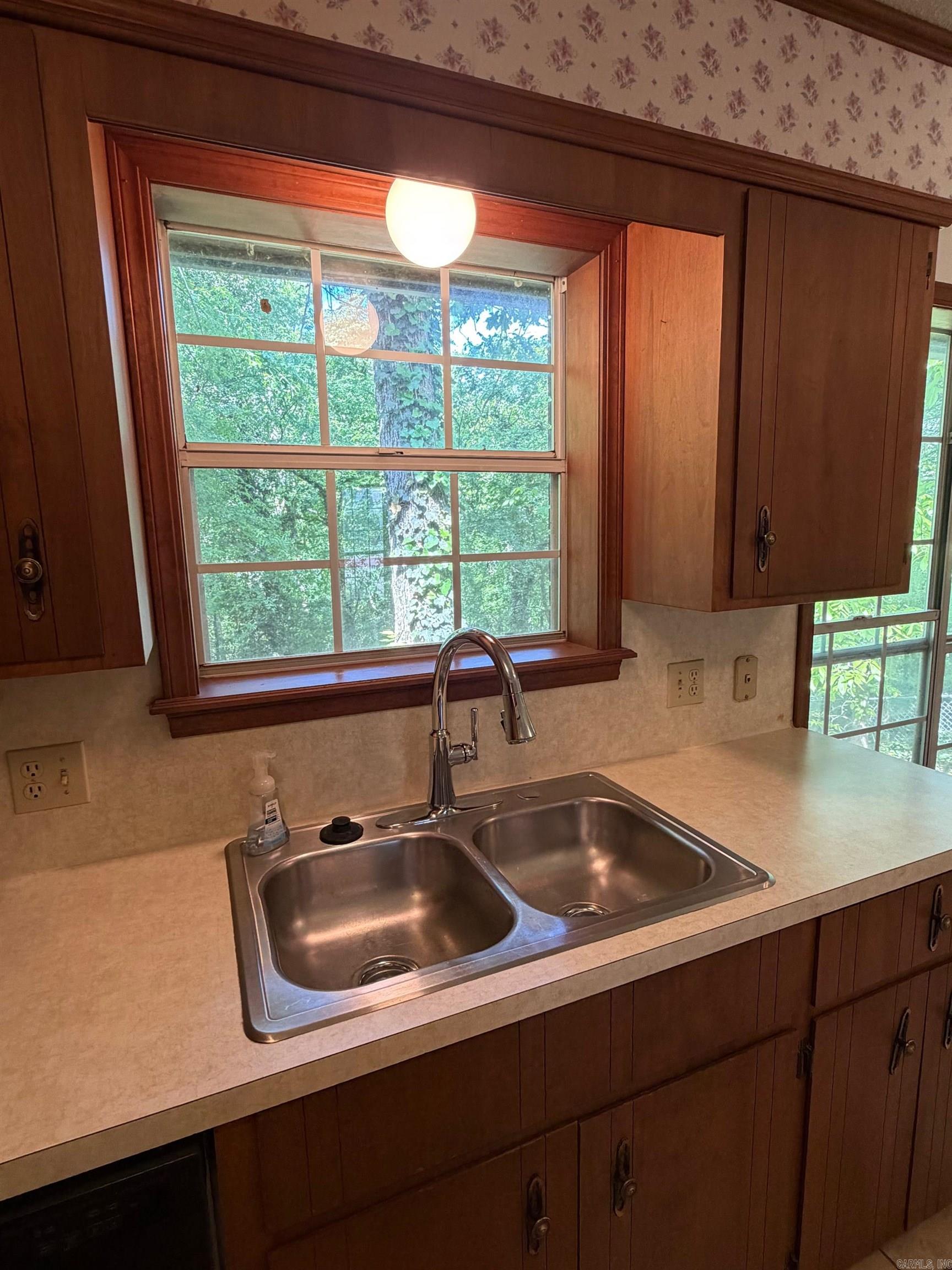 9 King Drive Property Photo 15