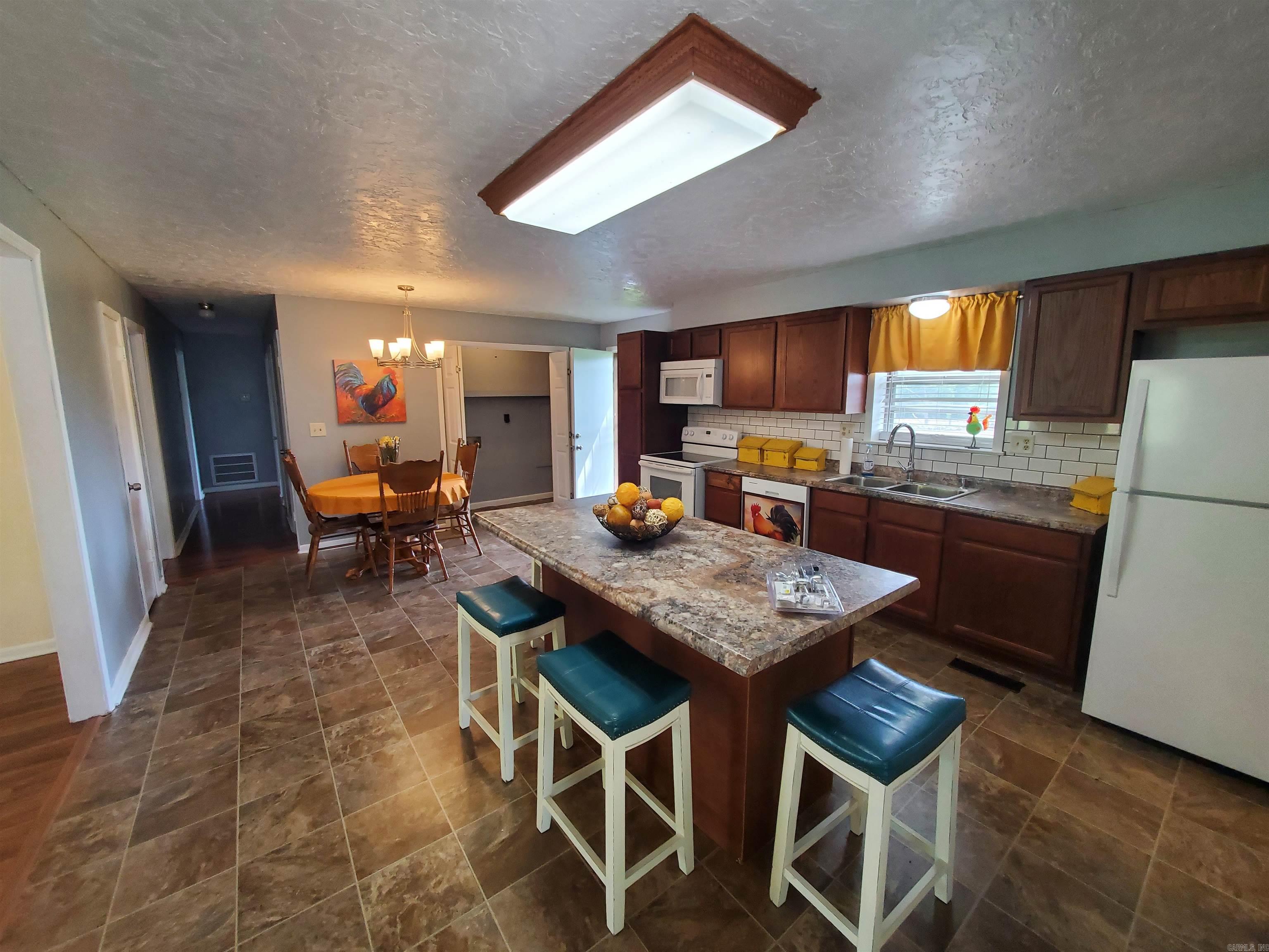 477 Ann Avenue Property Photo 24