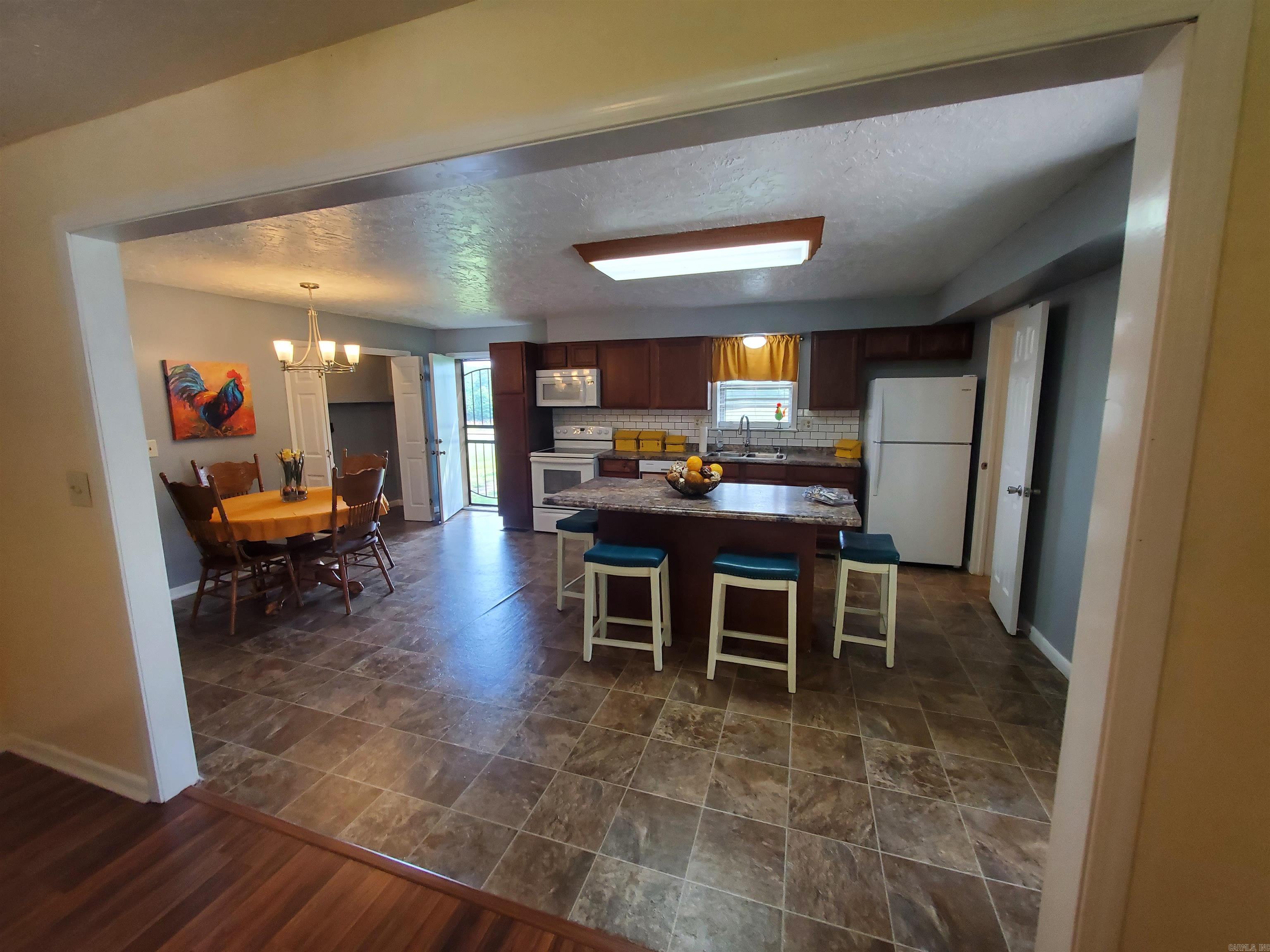 477 Ann Avenue Property Photo 25