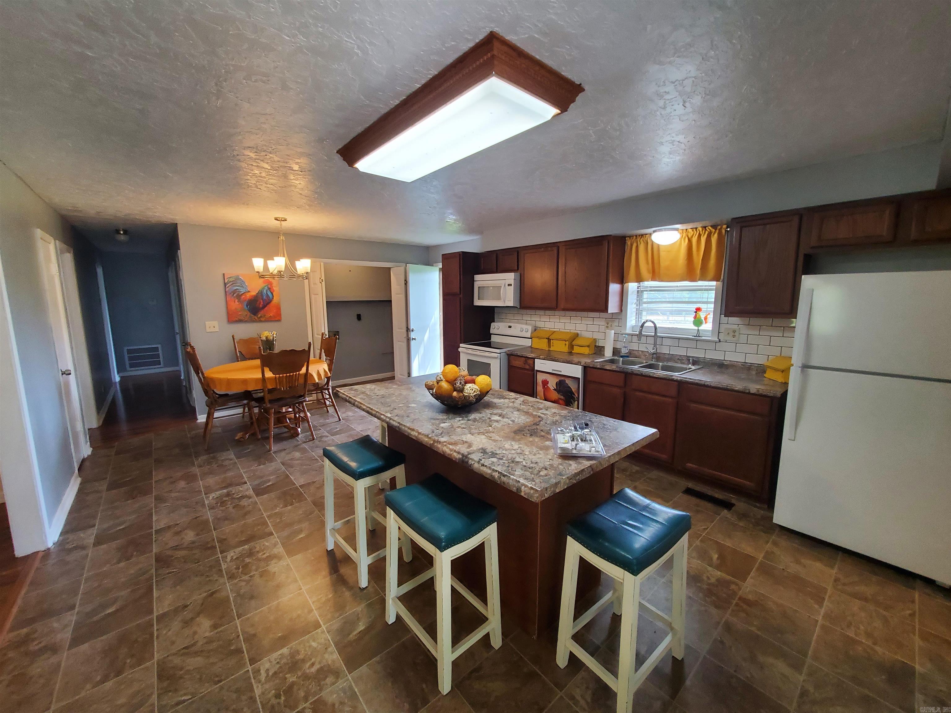 477 Ann Avenue Property Photo 26