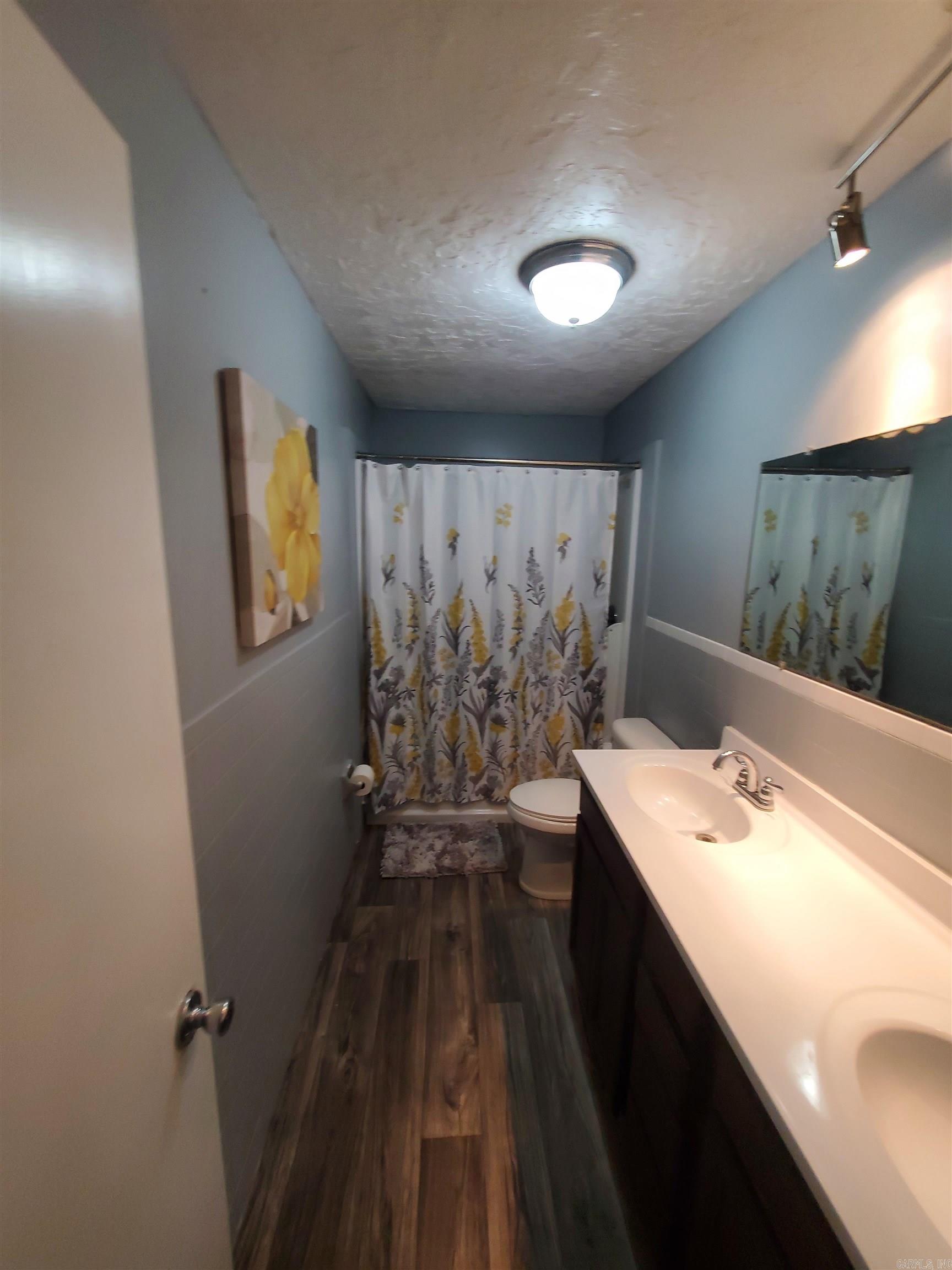 477 Ann Avenue Property Photo 38
