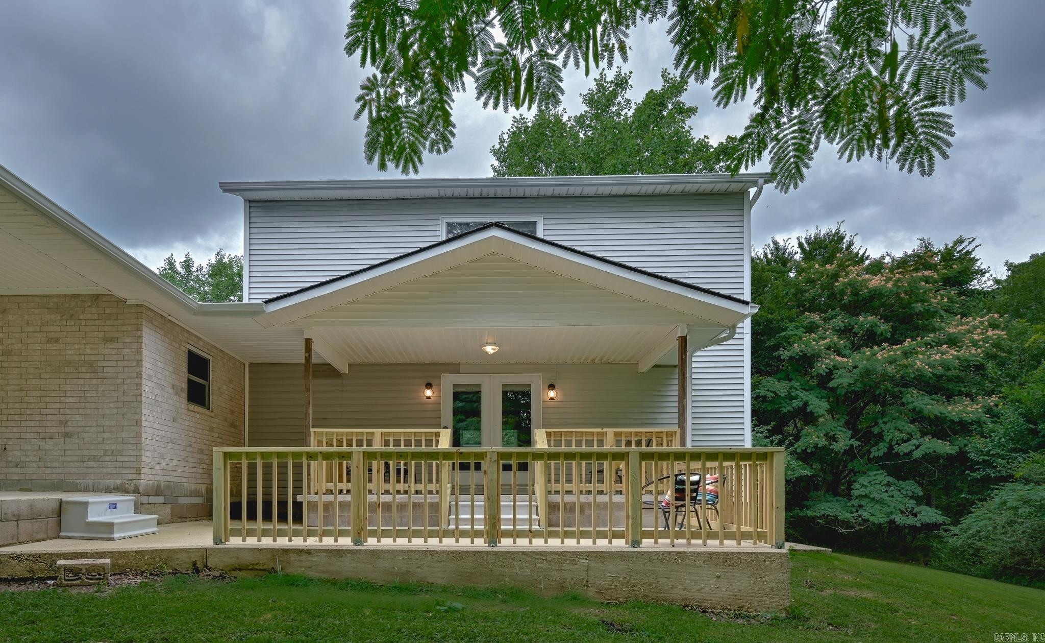 301 Bixler Property Photo 3