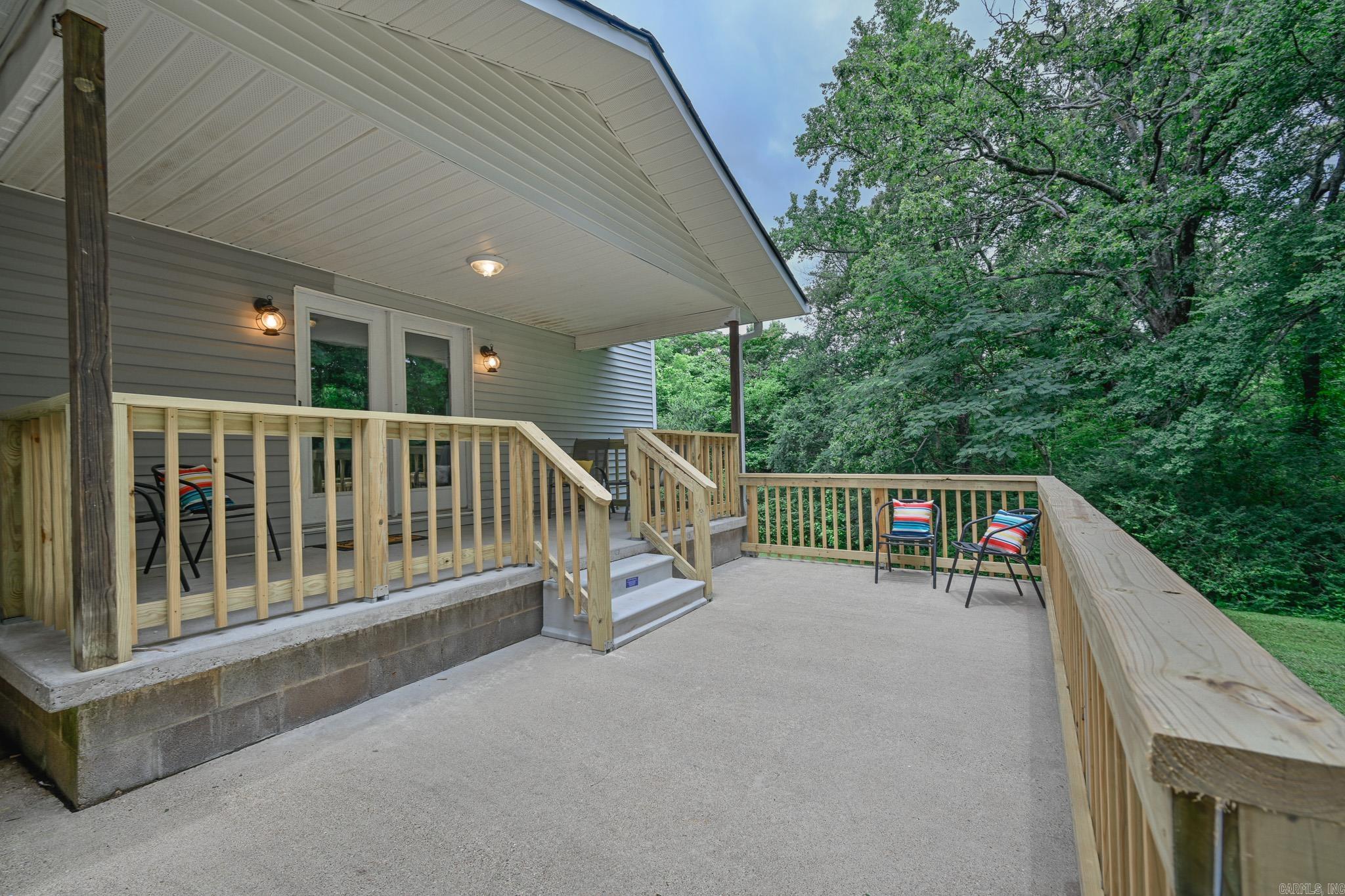 301 Bixler Property Photo 4