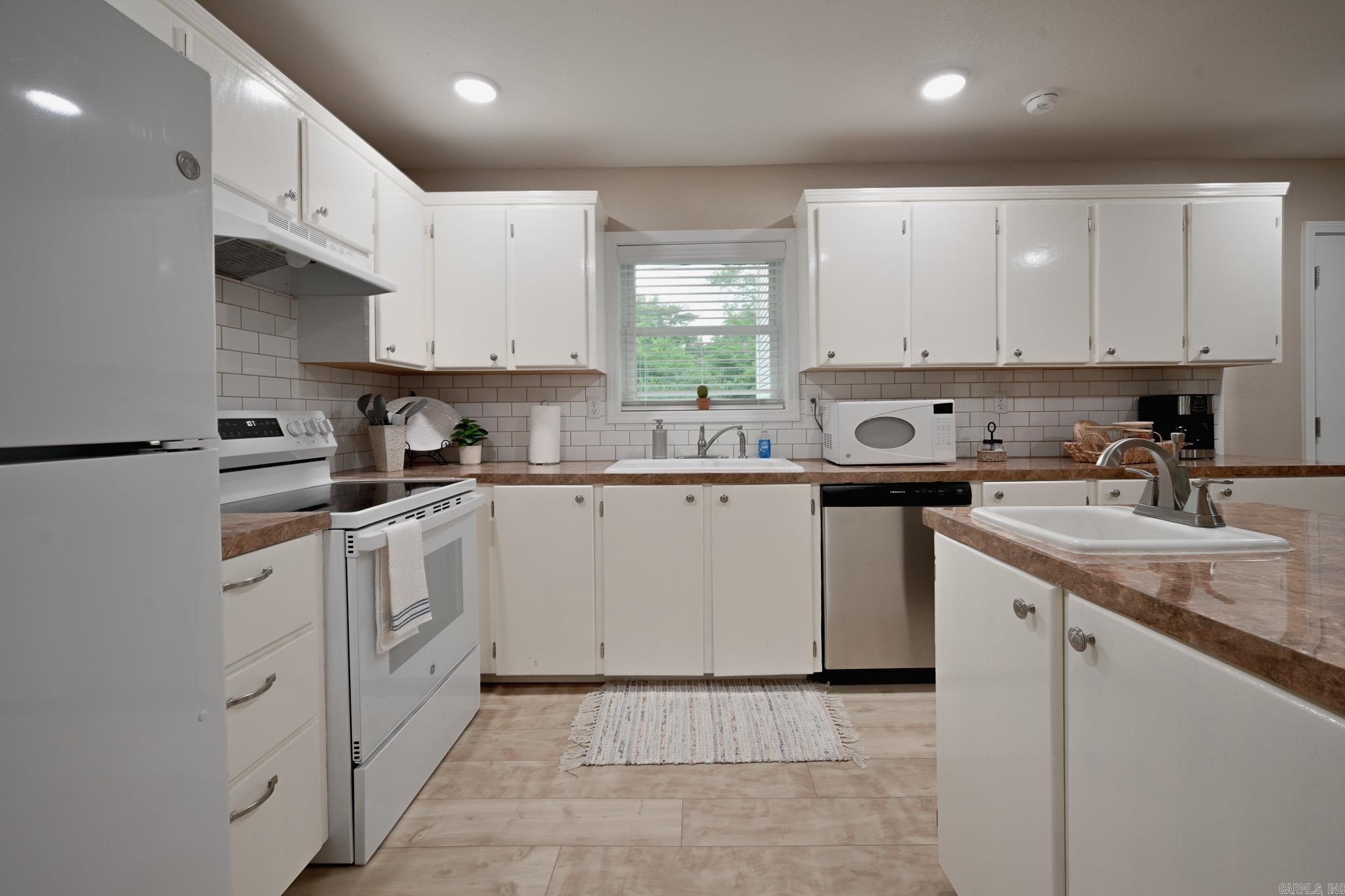 301 Bixler Property Photo 12