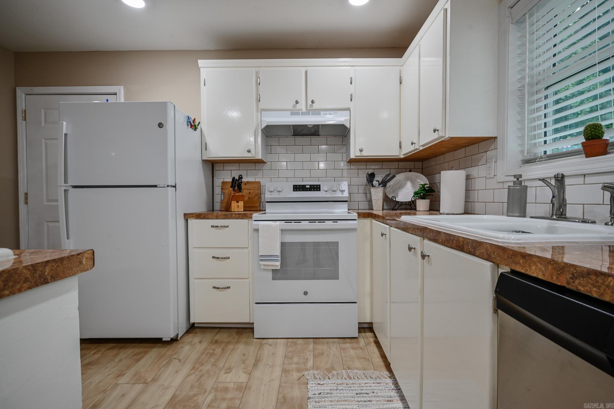 301 Bixler Property Photo 14