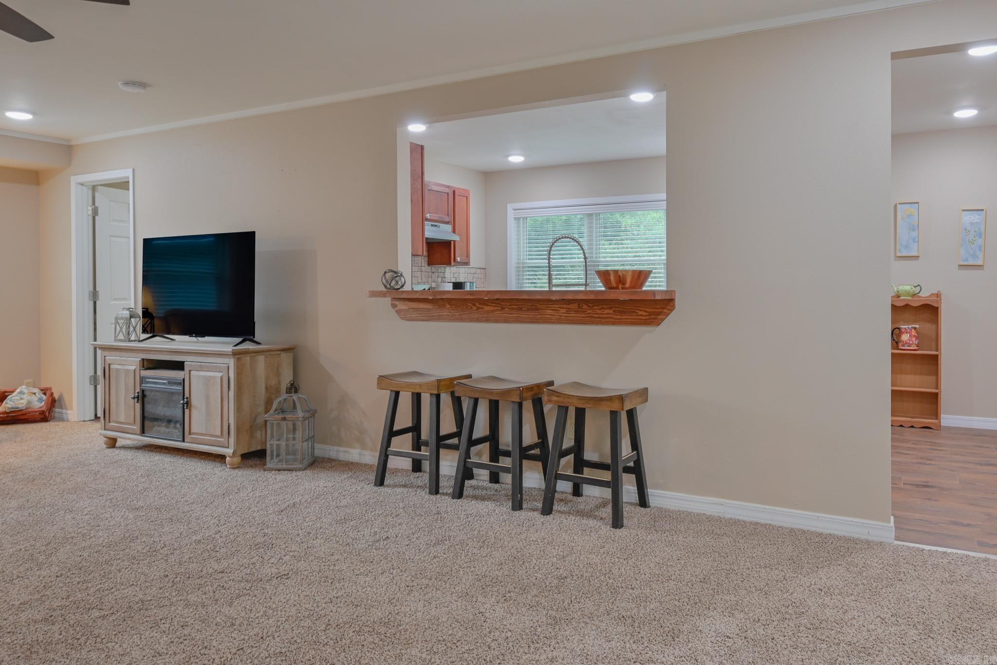 301 Bixler Property Photo 28