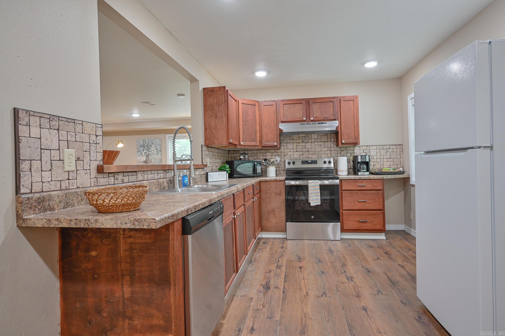 301 Bixler Property Photo 30