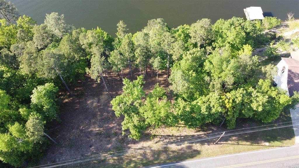 000 B Lakeshore Drive Property Photo 12