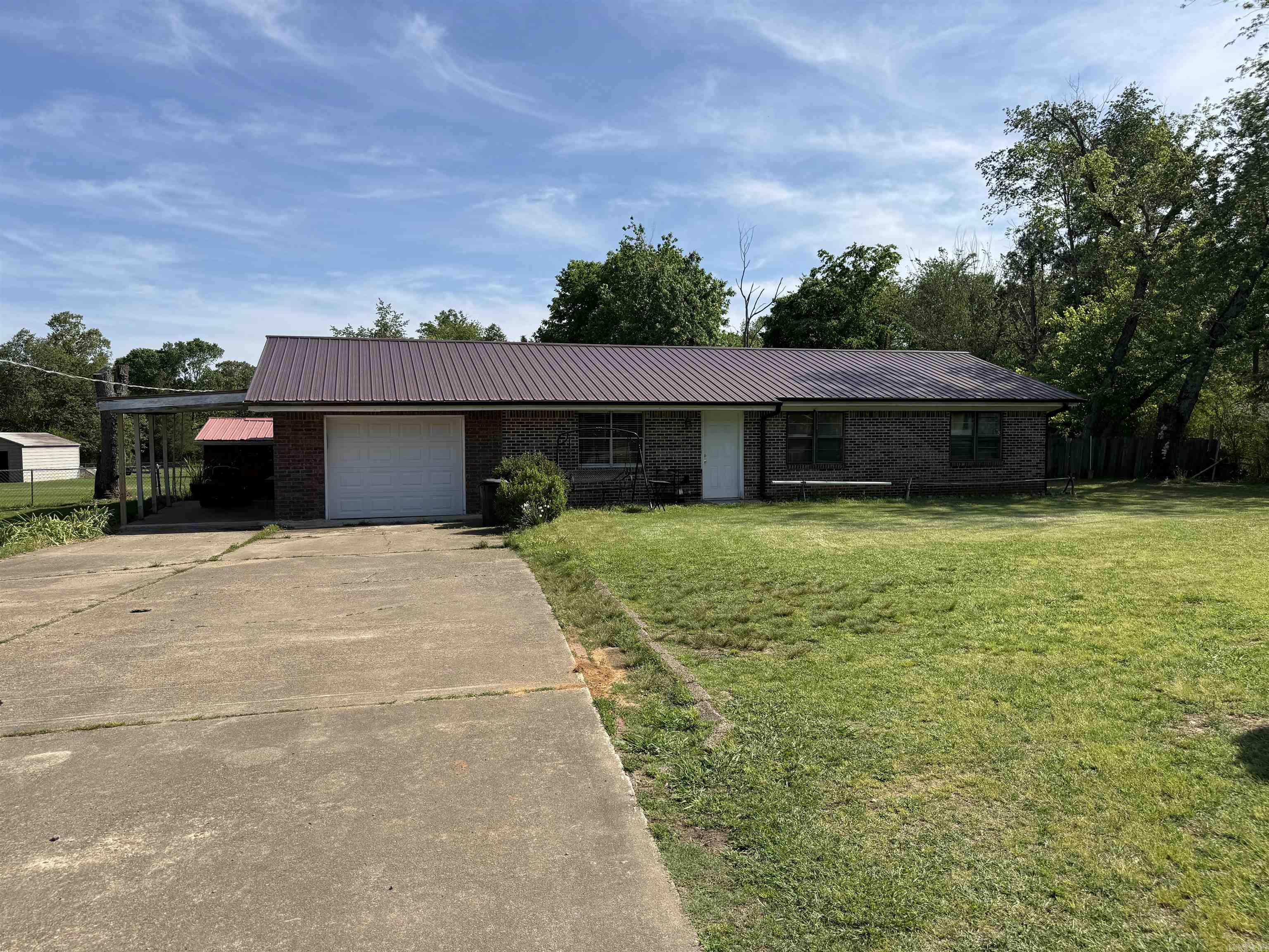 9871 Highway 64 Property Photo 1