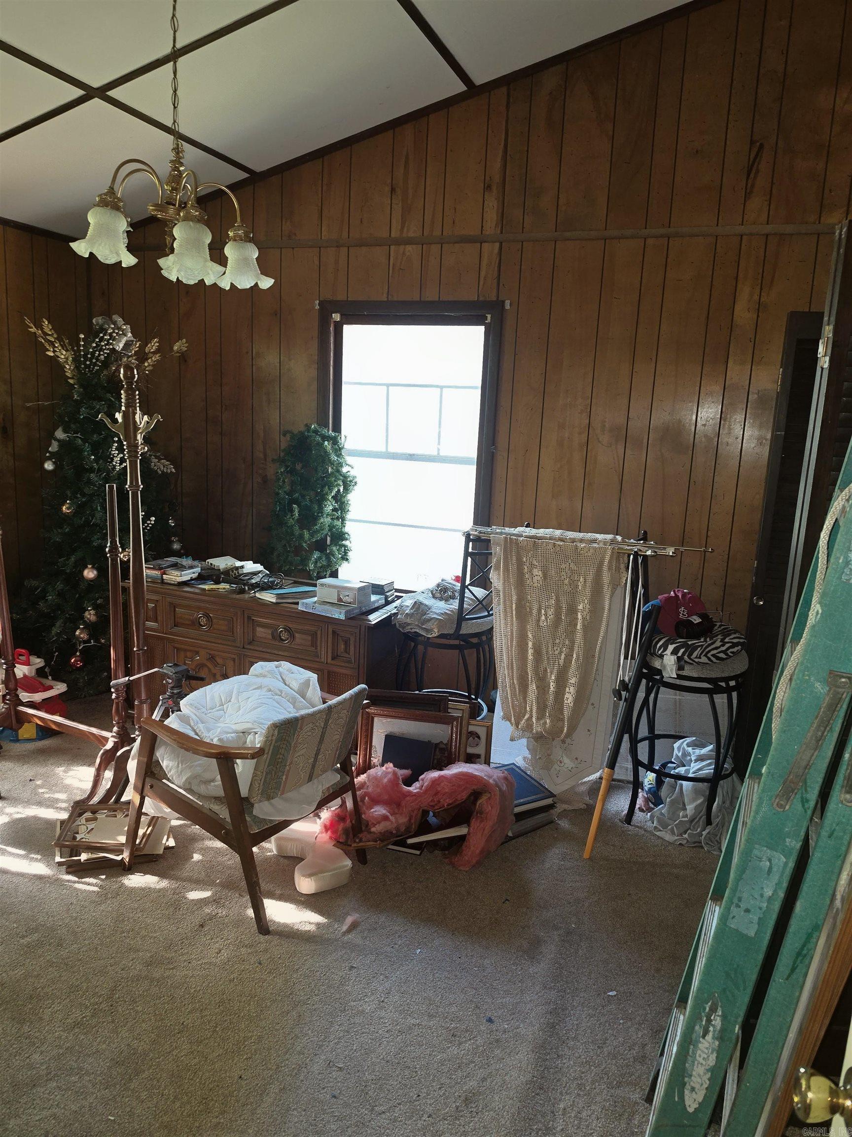 16 Roberts Drive Property Photo 6