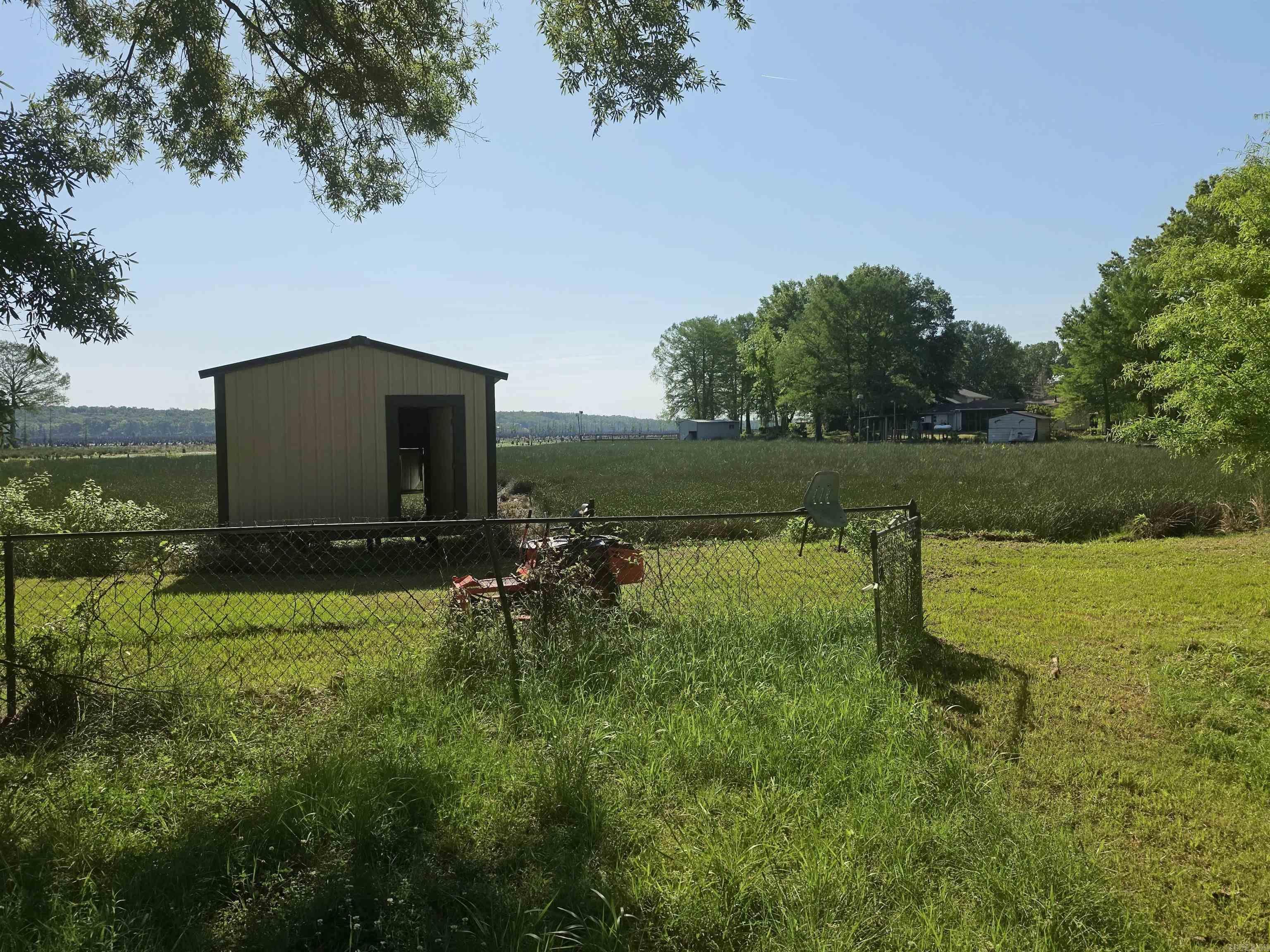 16 Roberts Drive Property Photo 15