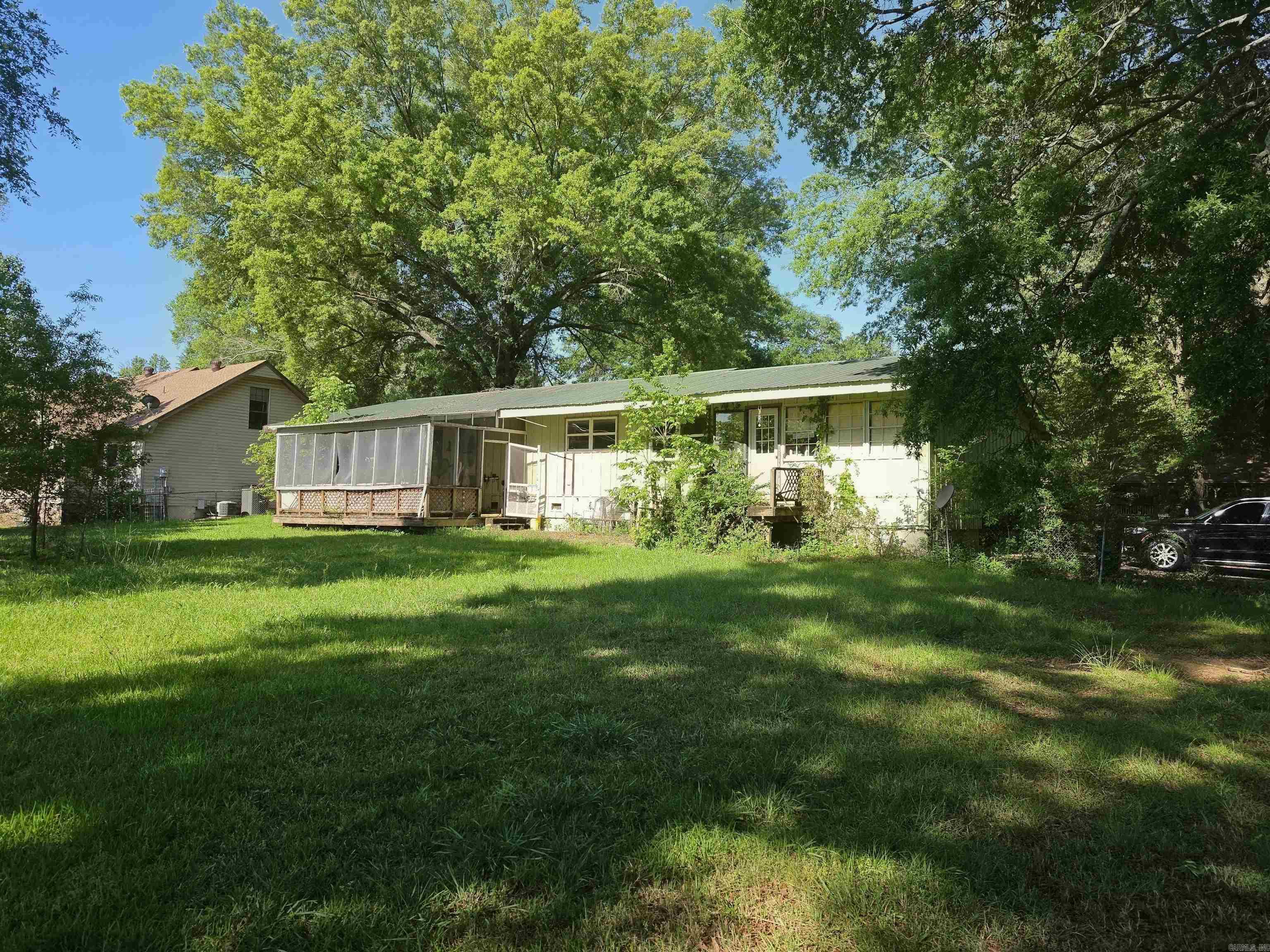 16 Roberts Drive Property Photo 19