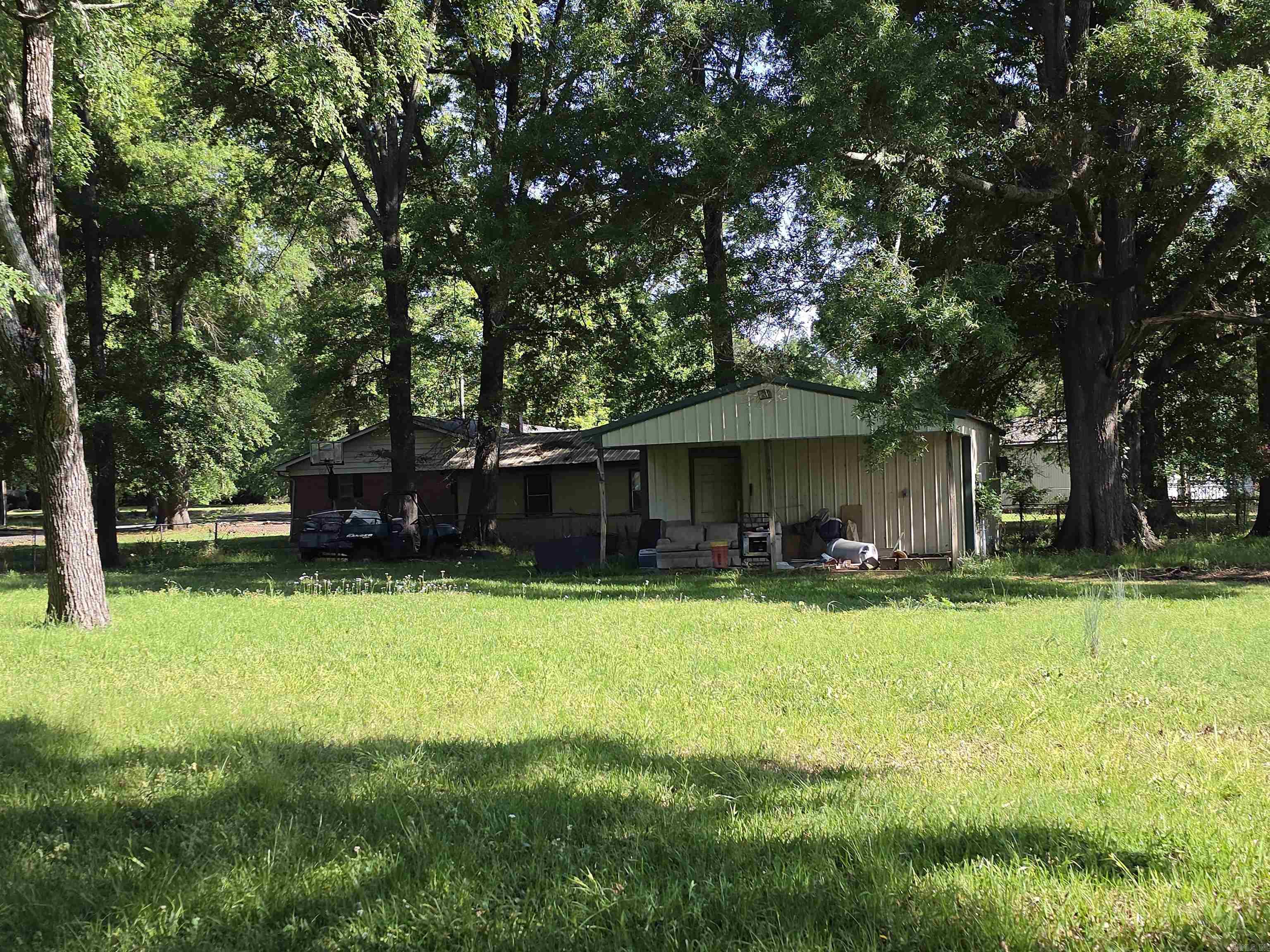 16 Roberts Drive Property Photo 21