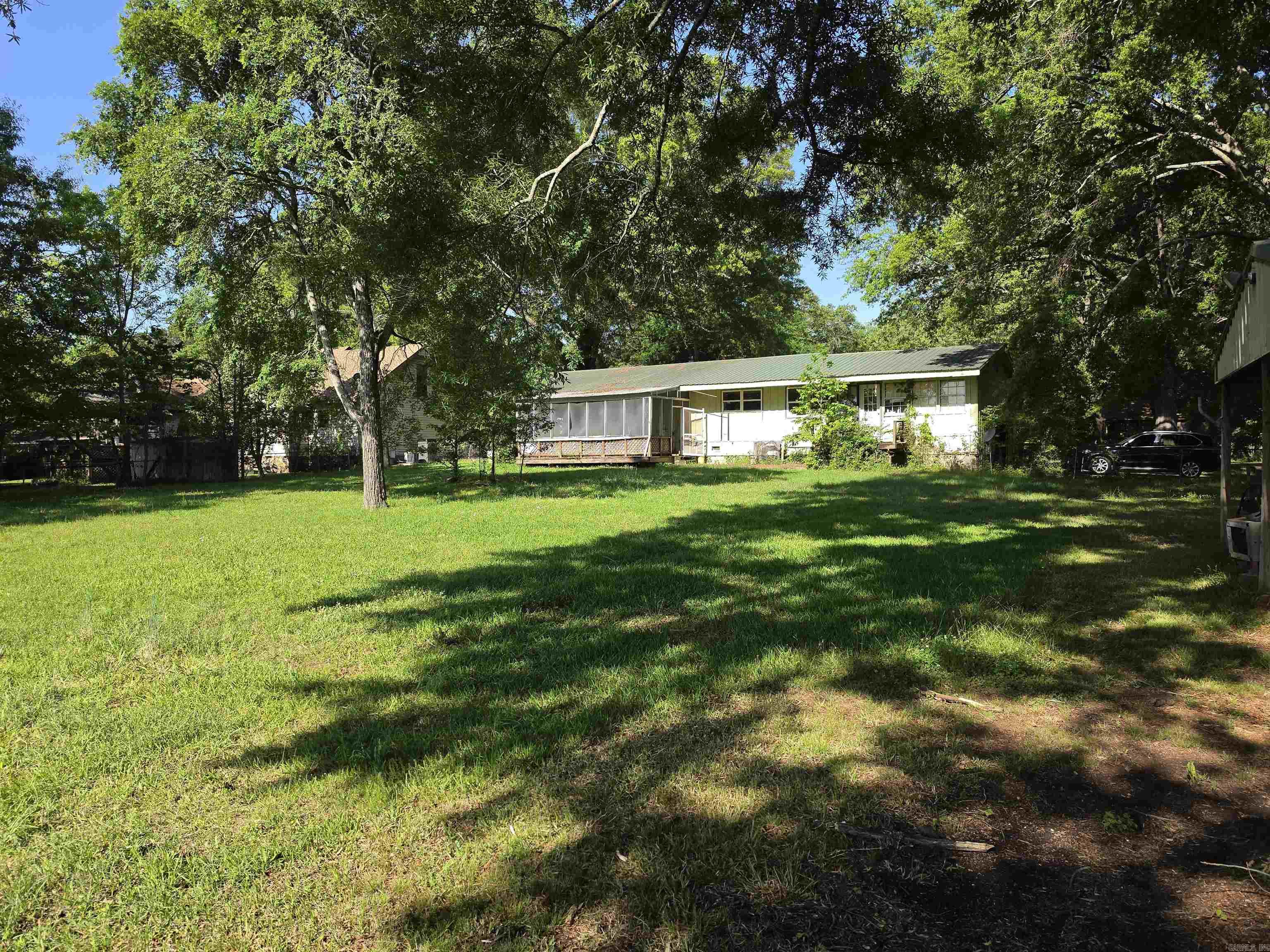 16 Roberts Drive Property Photo 24