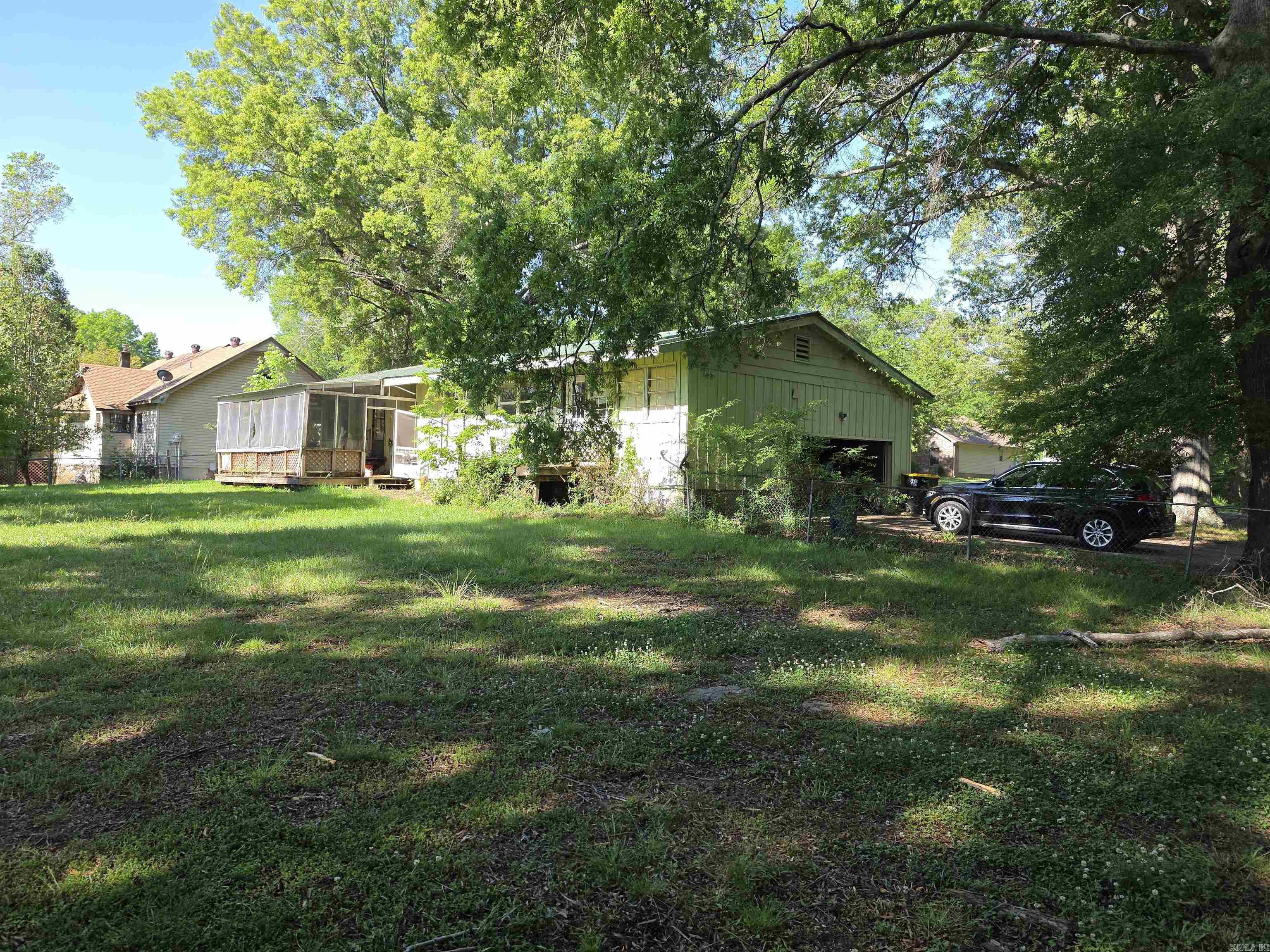 16 Roberts Drive Property Photo 26