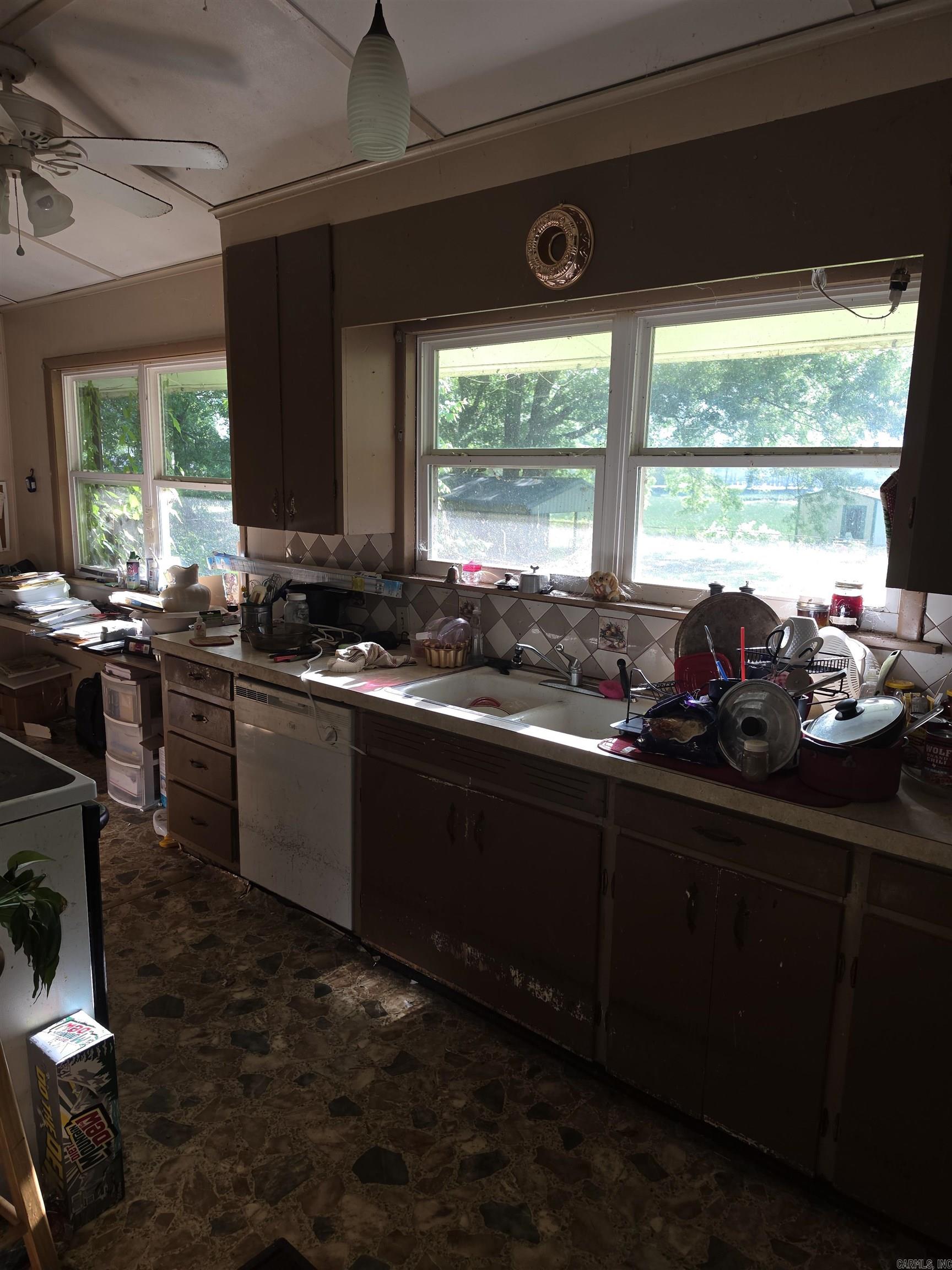 16 Roberts Drive Property Photo 30