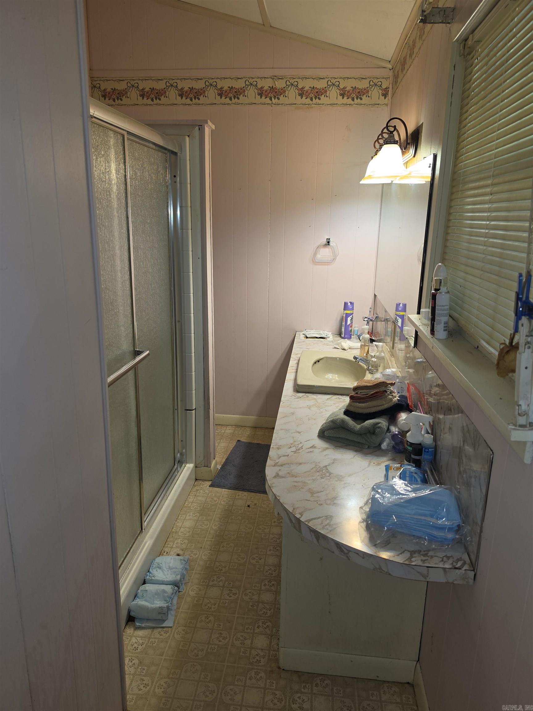 16 Roberts Drive Property Photo 32