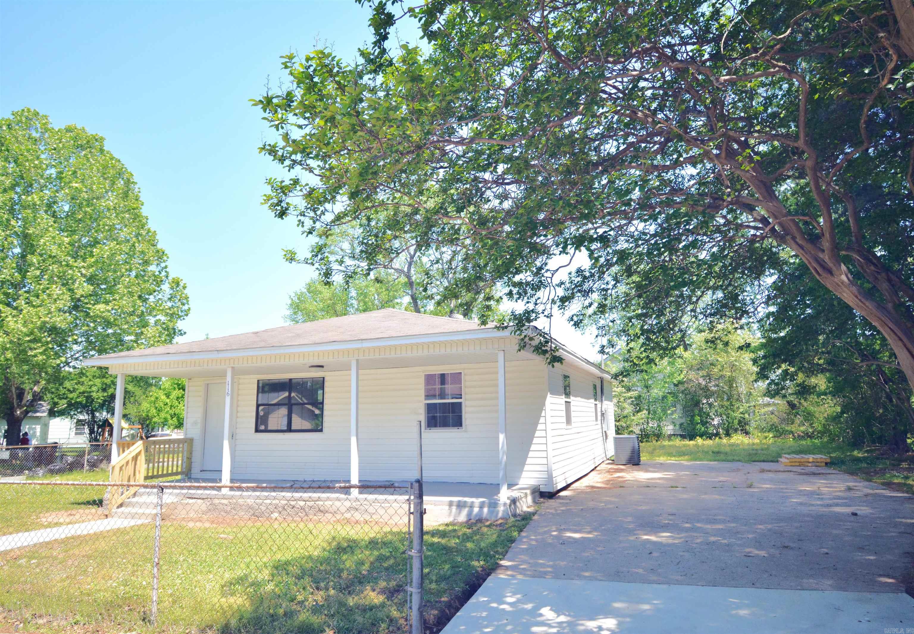 116 North Avenue Property Photo 1