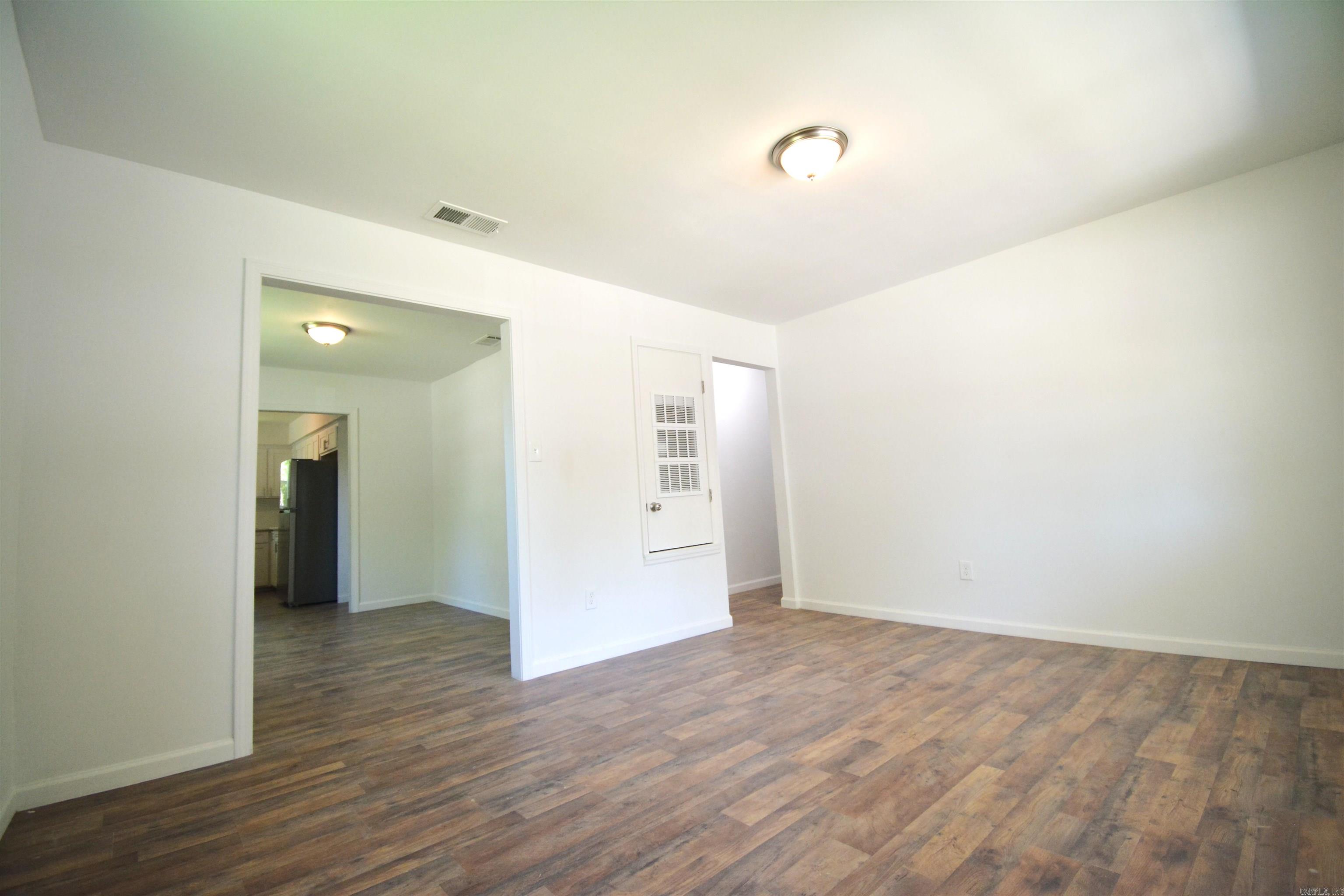 116 North Avenue Property Photo 2