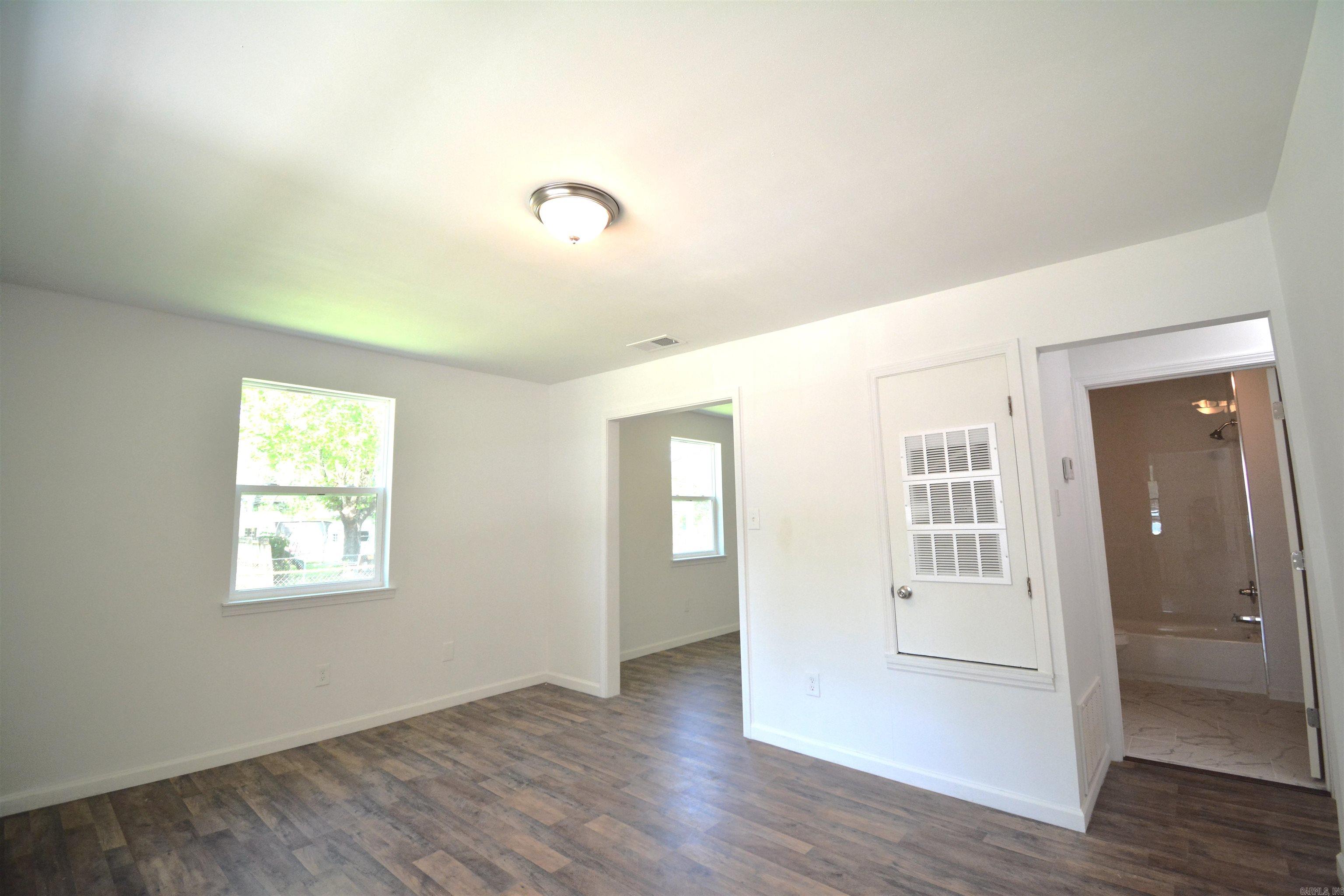 116 North Avenue Property Photo 3