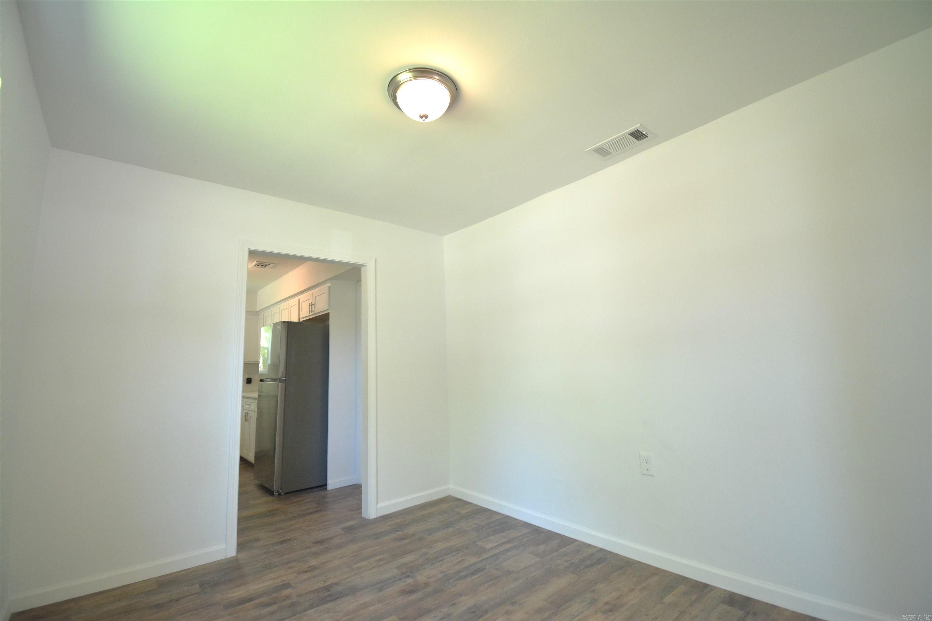 116 North Avenue Property Photo 4