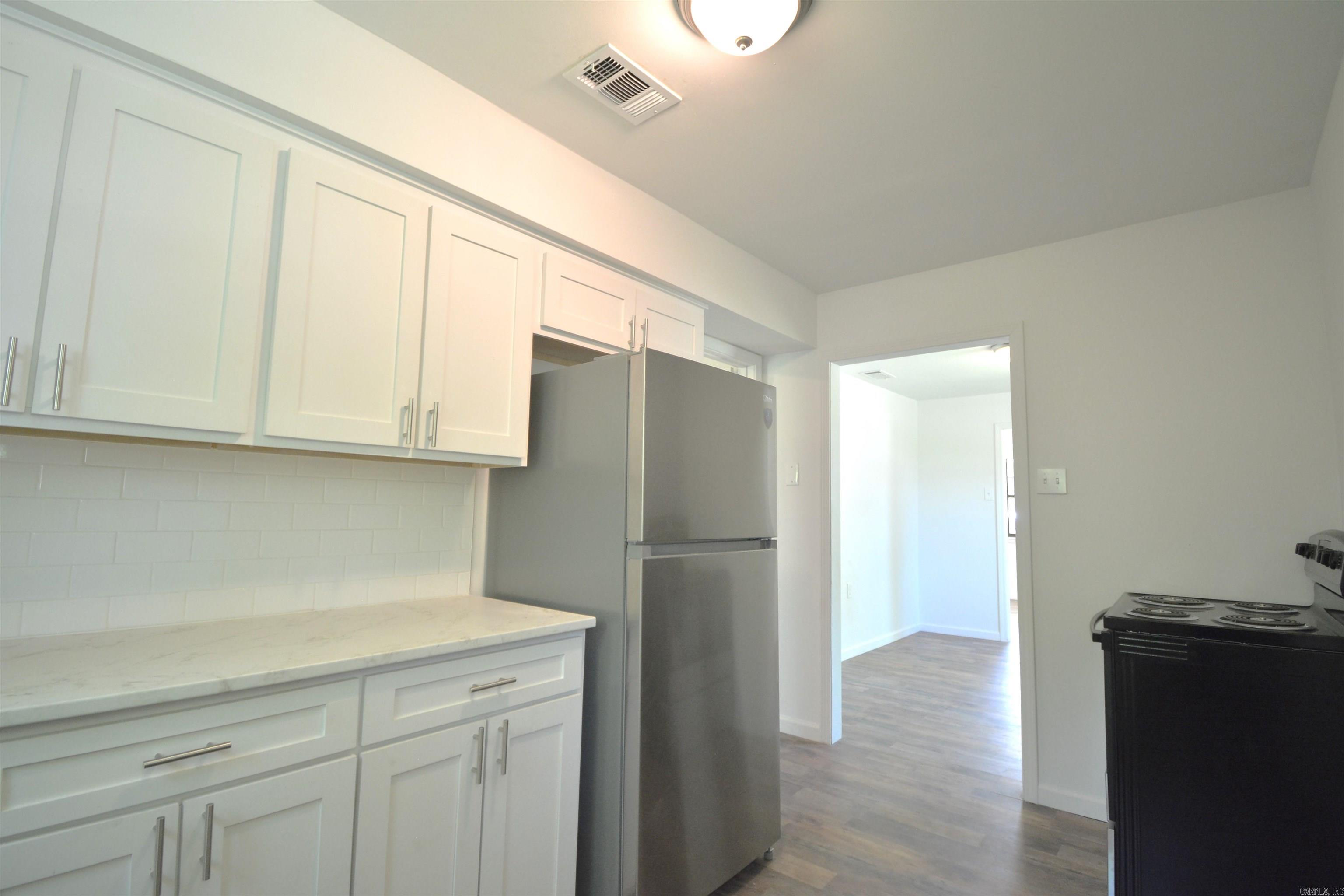 116 North Avenue Property Photo 6