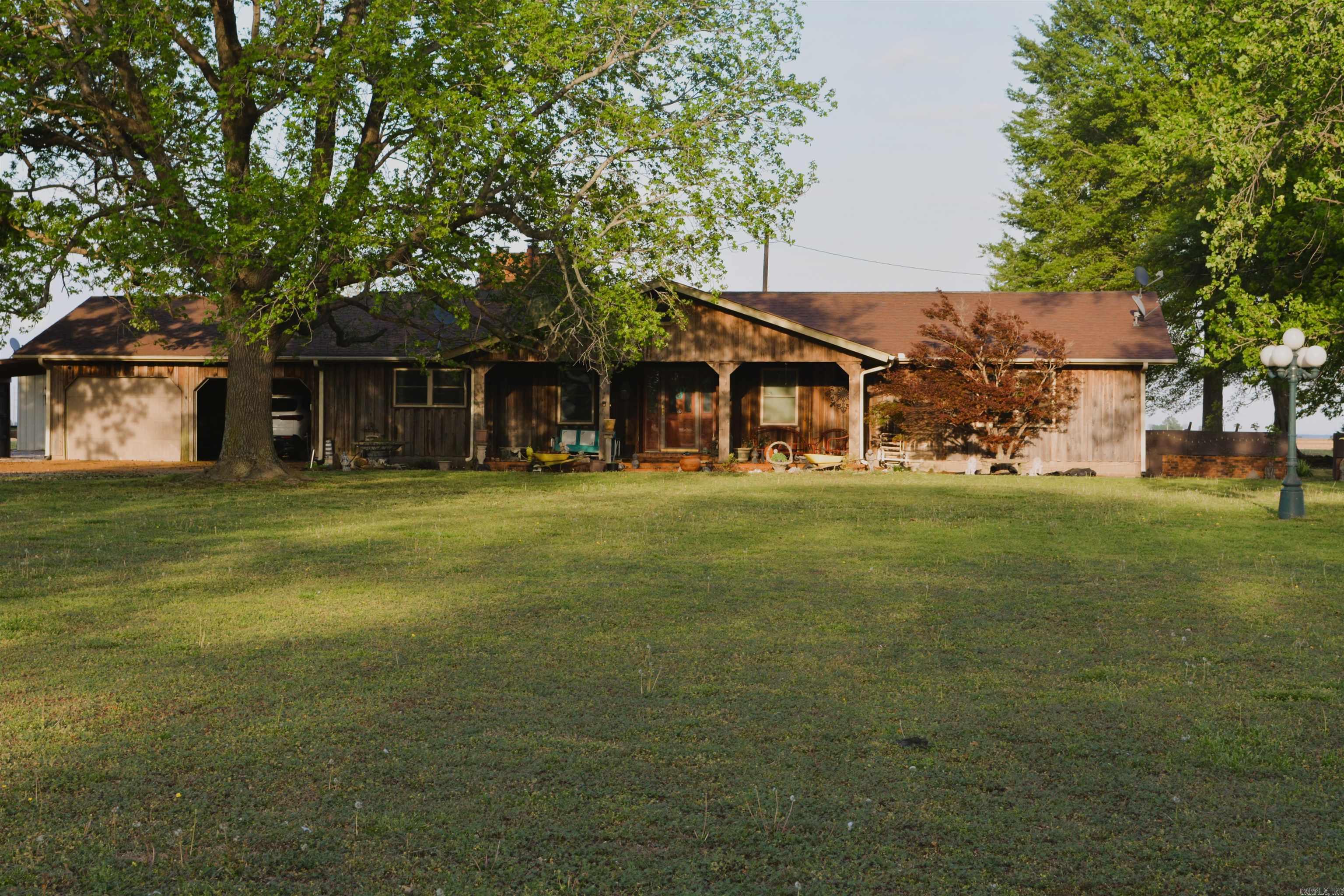 5978 N County Road 761 Property Photo 1