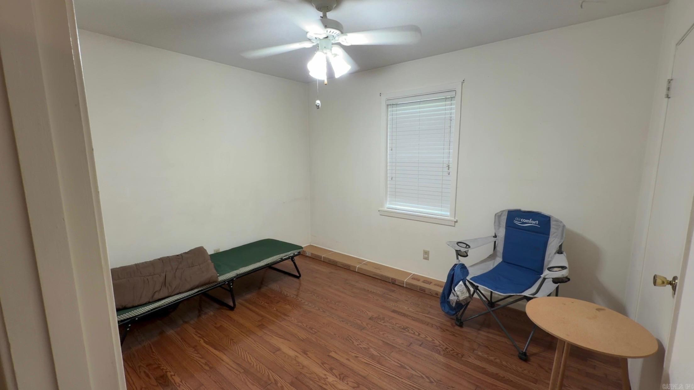 104 S Crestview Property Photo 12