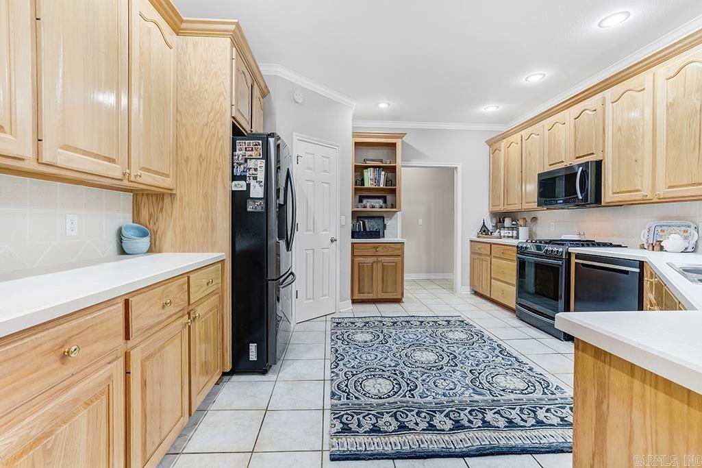 7101 Tall Oaks Drive Property Photo 18