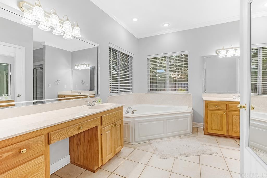 7101 Tall Oaks Drive Property Photo 20