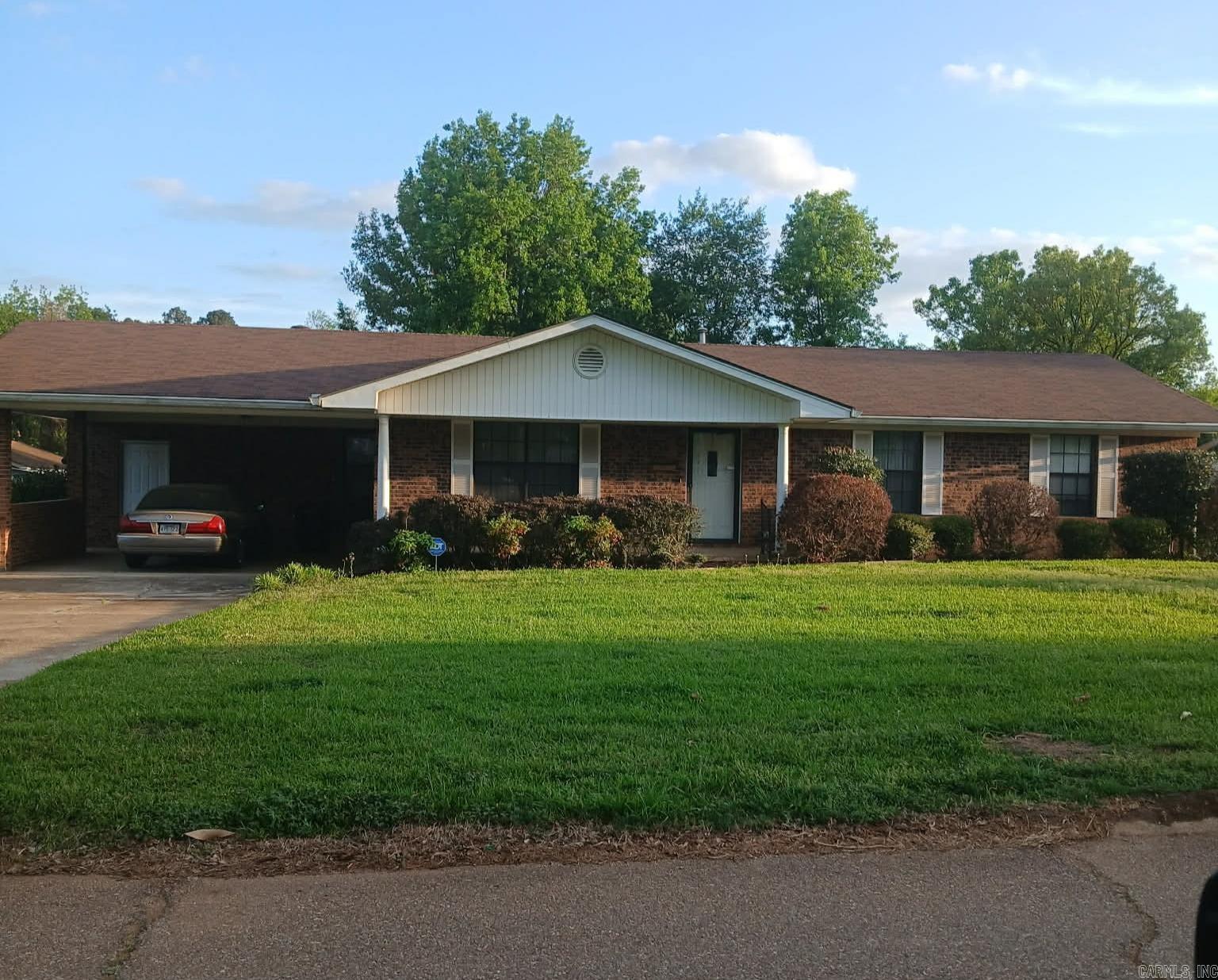 107 Wheeler Property Photo 1