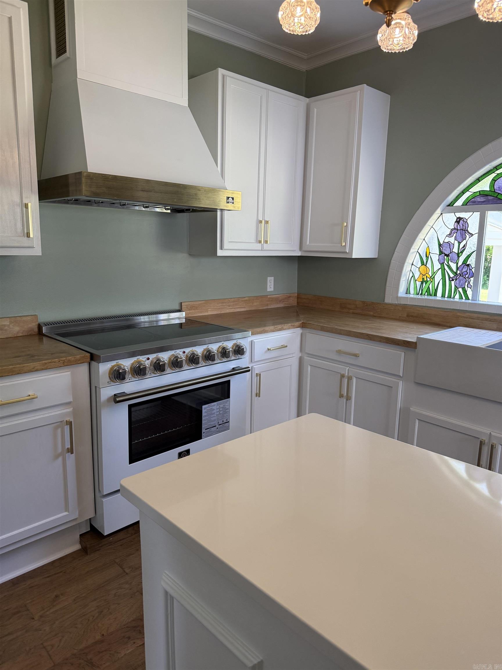320 Kenwood Ave Avenue Property Photo 19