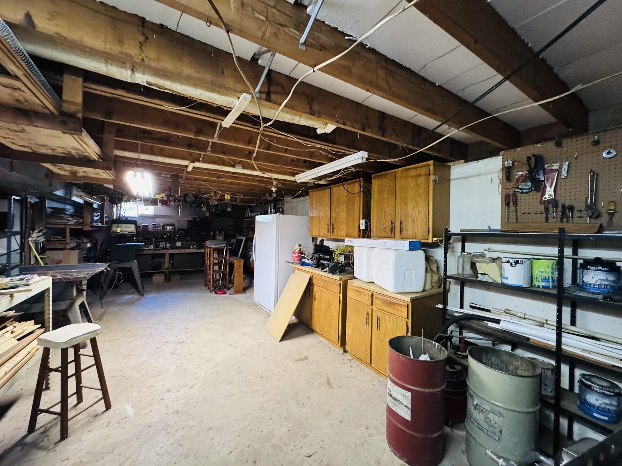 884 J Bar J Circle Property Photo 12