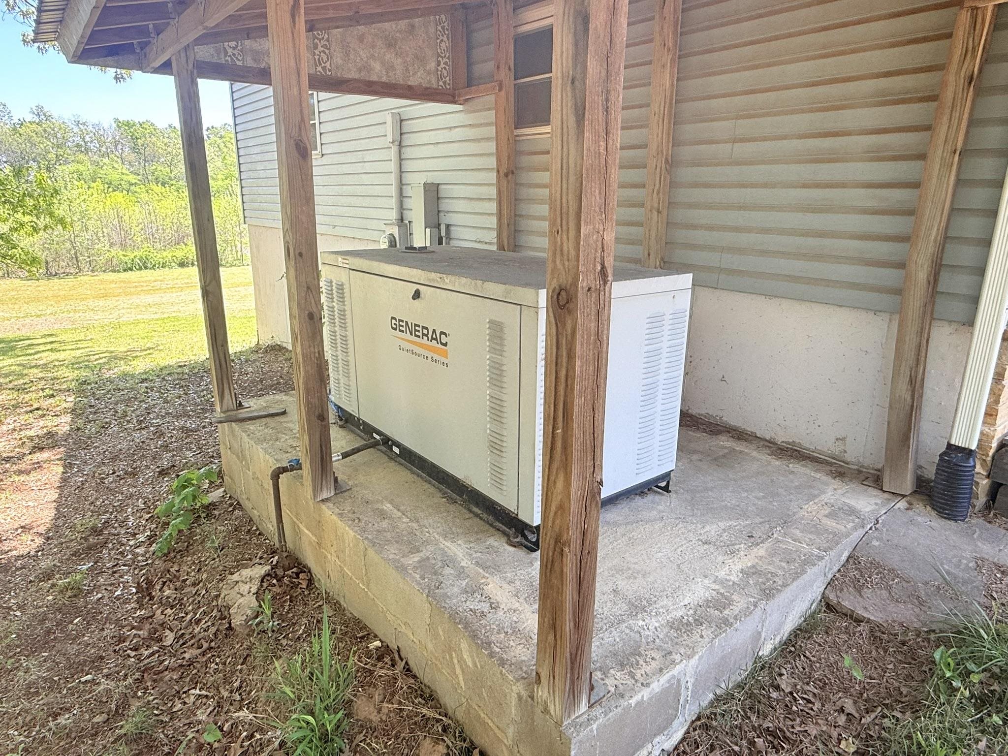 884 J Bar J Circle Property Photo 15