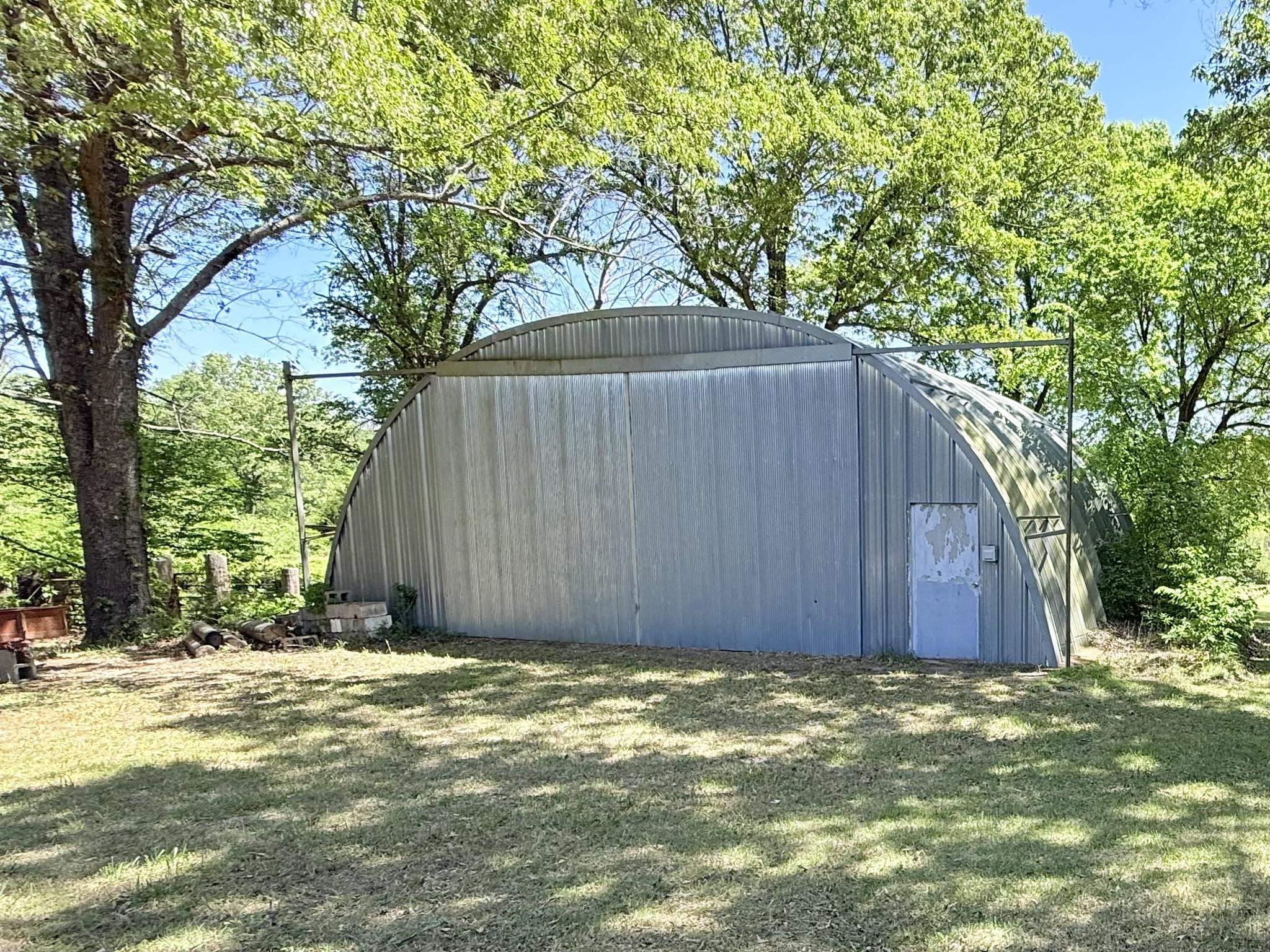884 J Bar J Circle Property Photo 20