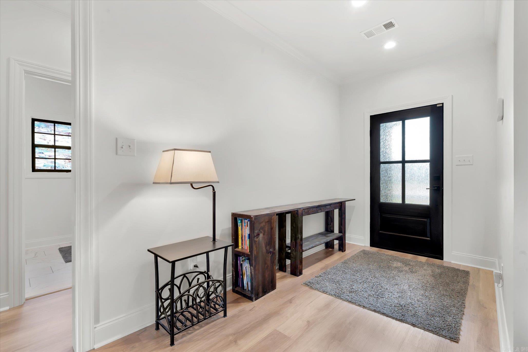 122 Clearwater Property Photo 6