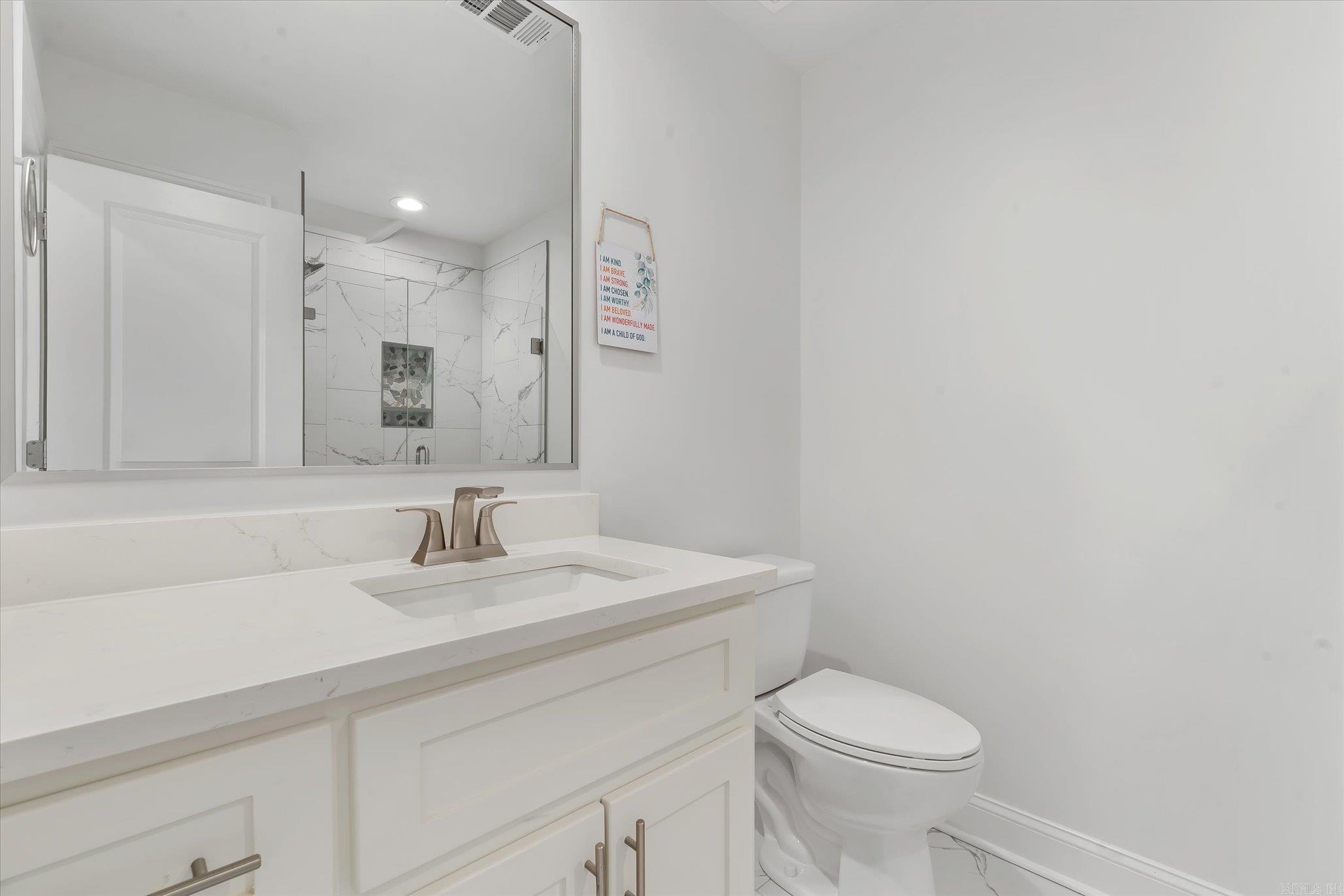 122 Clearwater Property Photo 24
