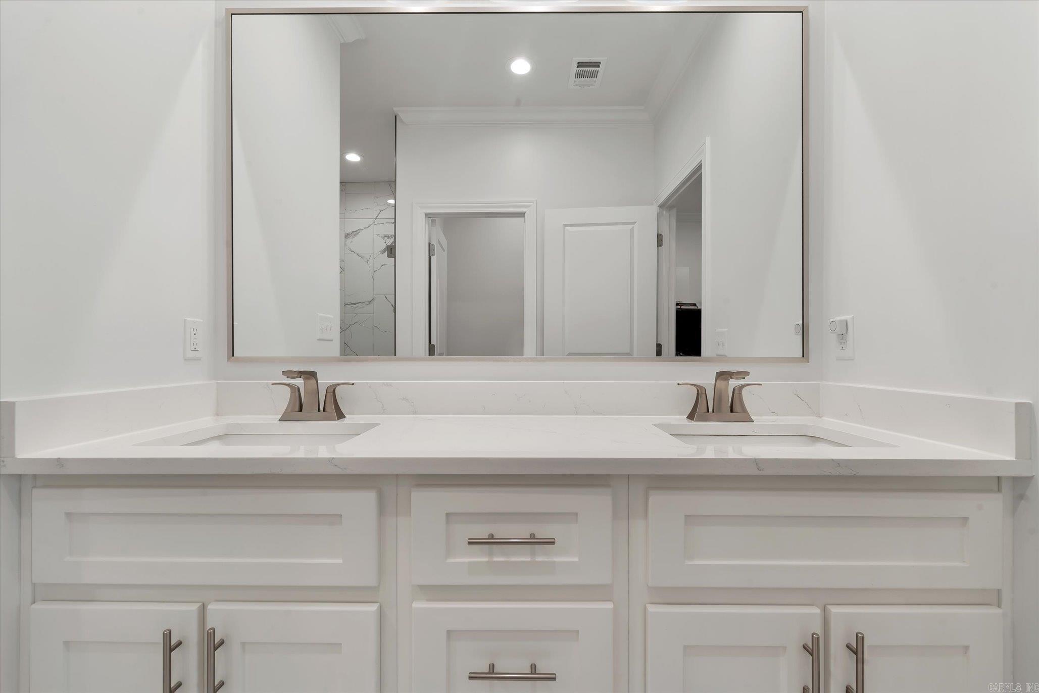 122 Clearwater Property Photo 29