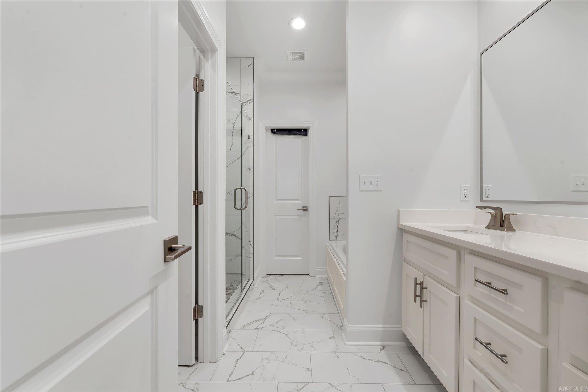 122 Clearwater Property Photo 31